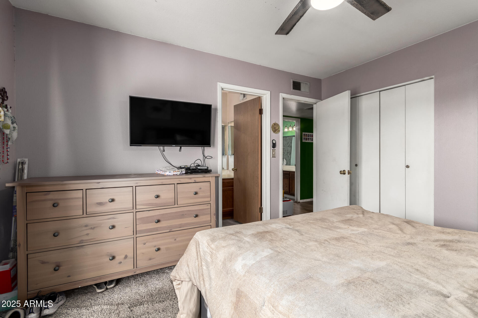 1807 E JAMAICA Avenue