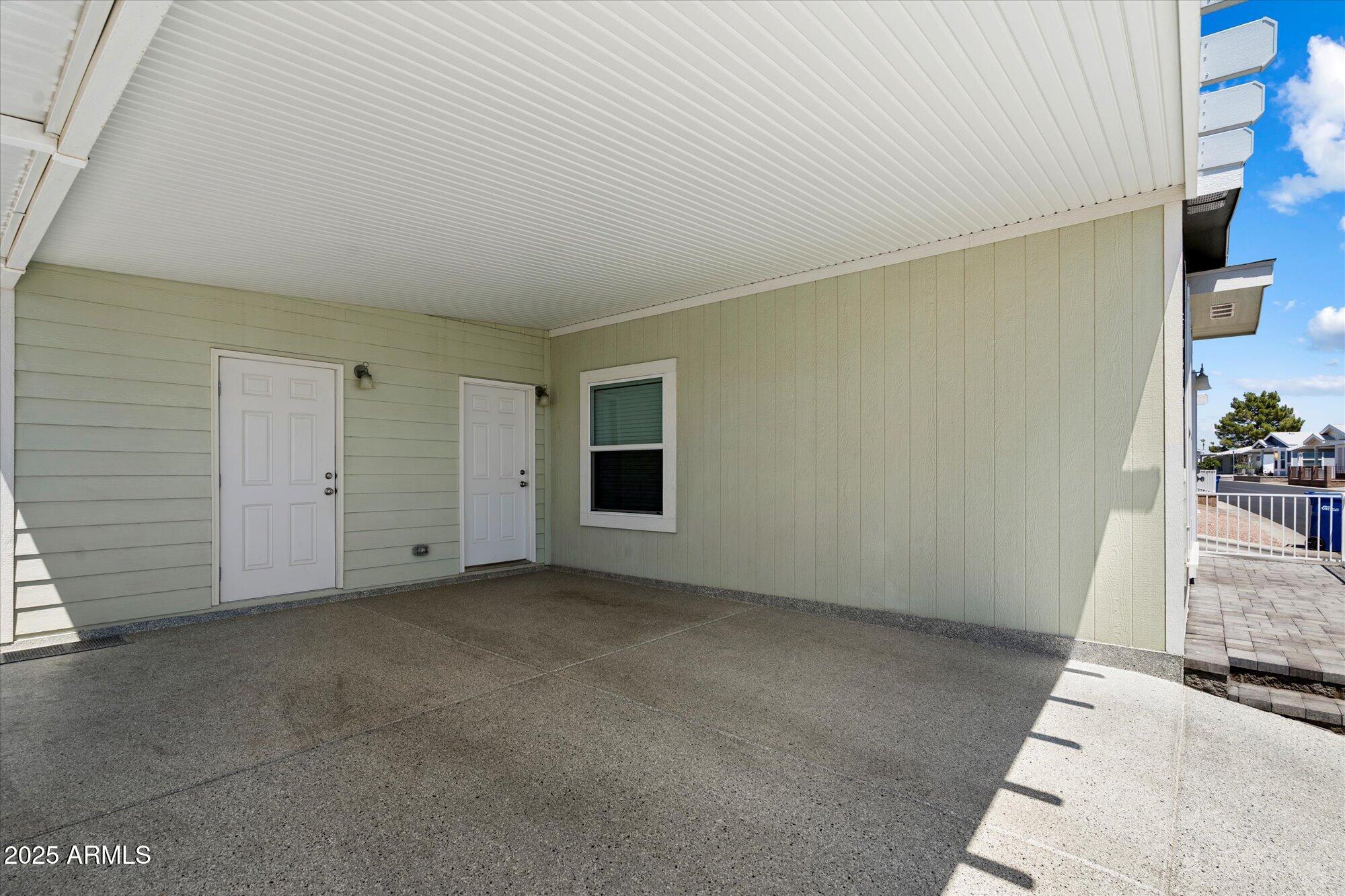 650 N Hawes Road, 3424