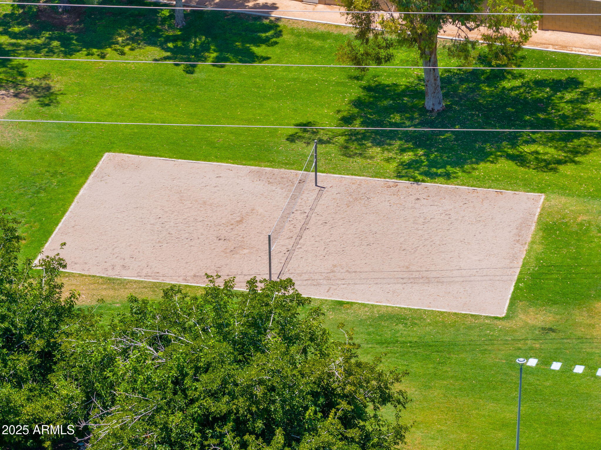 1338 E GREENWAY Circle