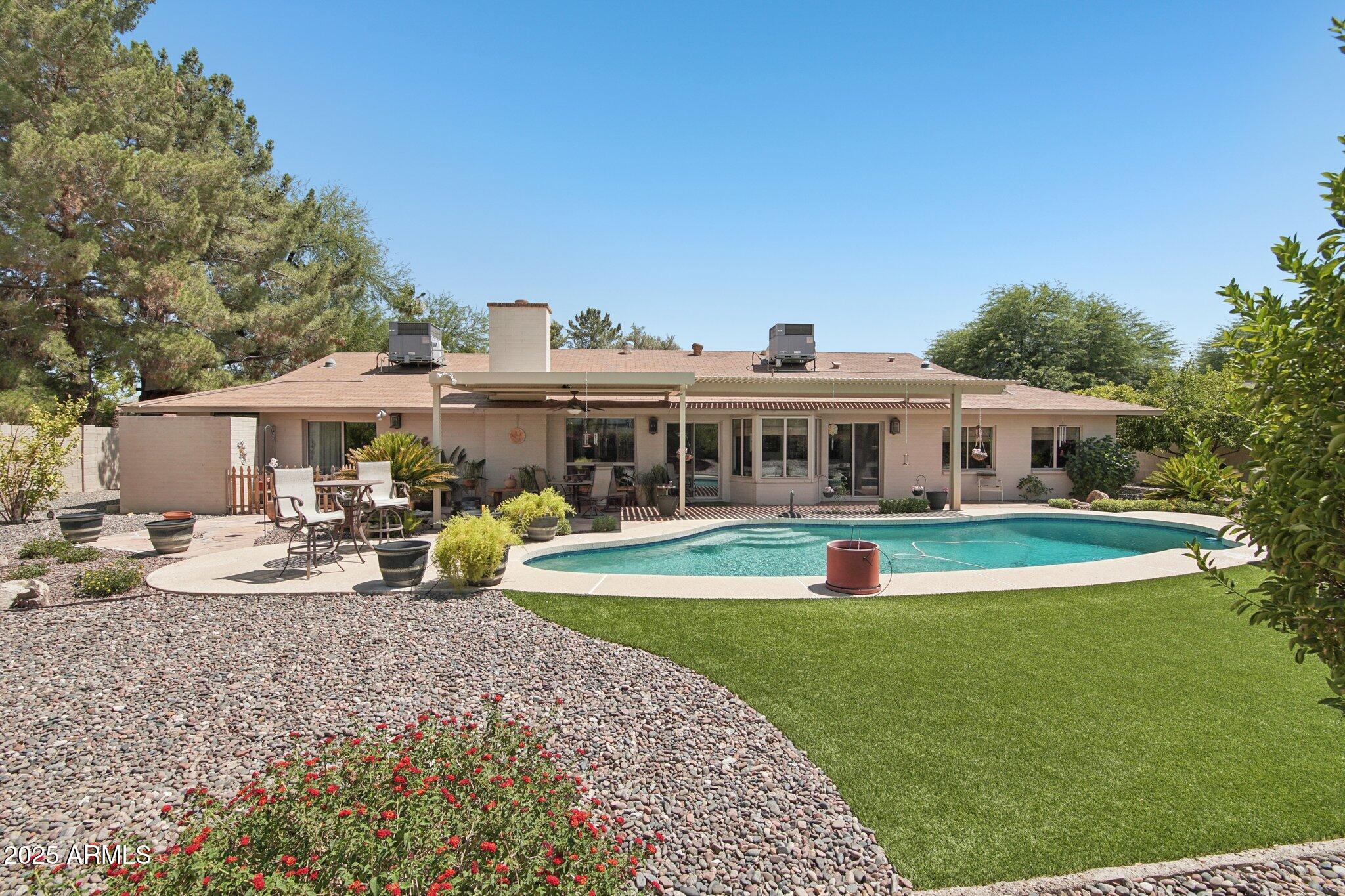 5410 E POINSETTIA Drive