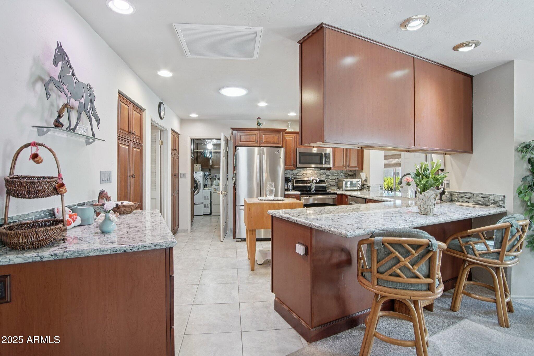 5410 E POINSETTIA Drive
