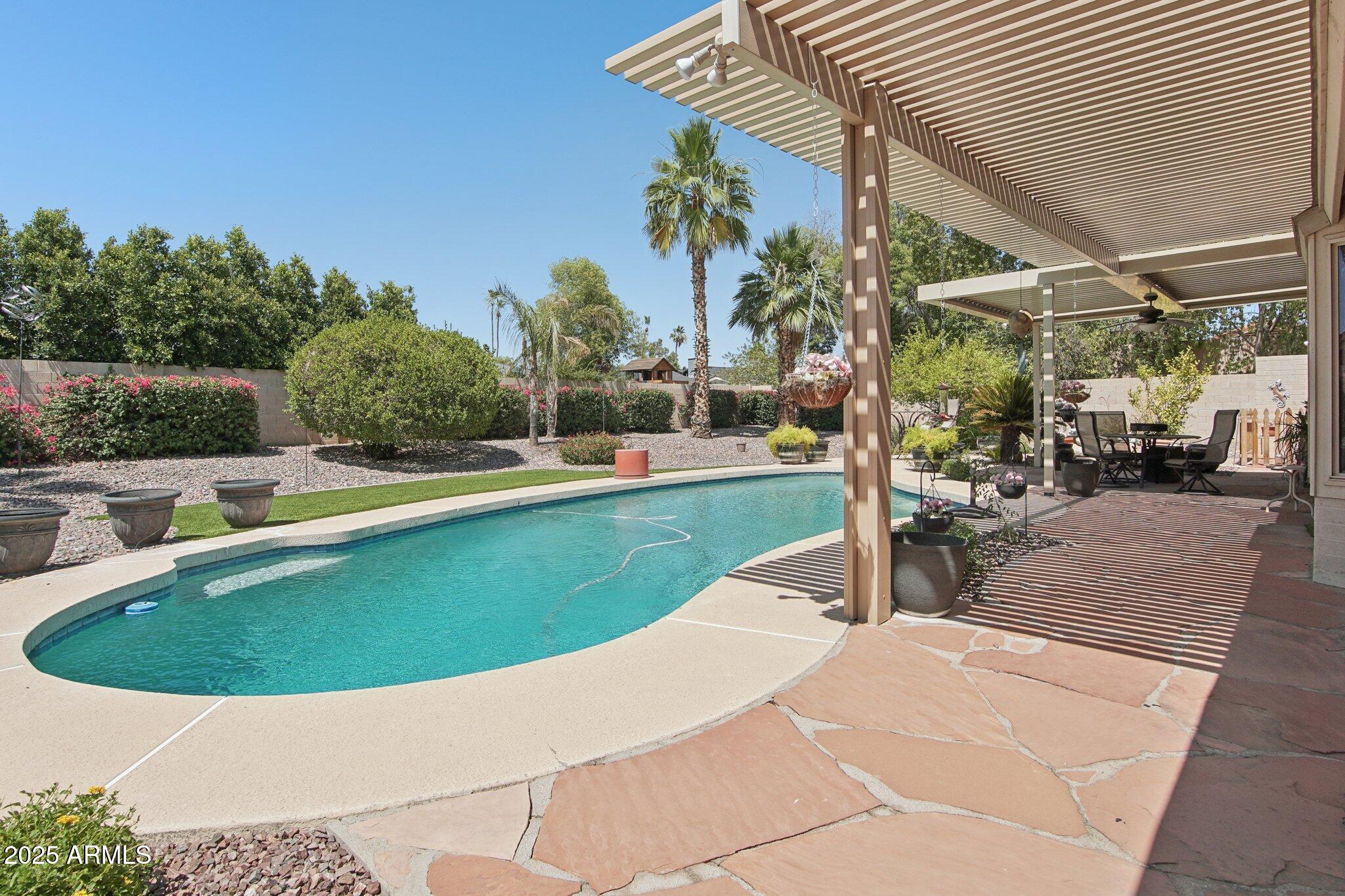 5410 E POINSETTIA Drive