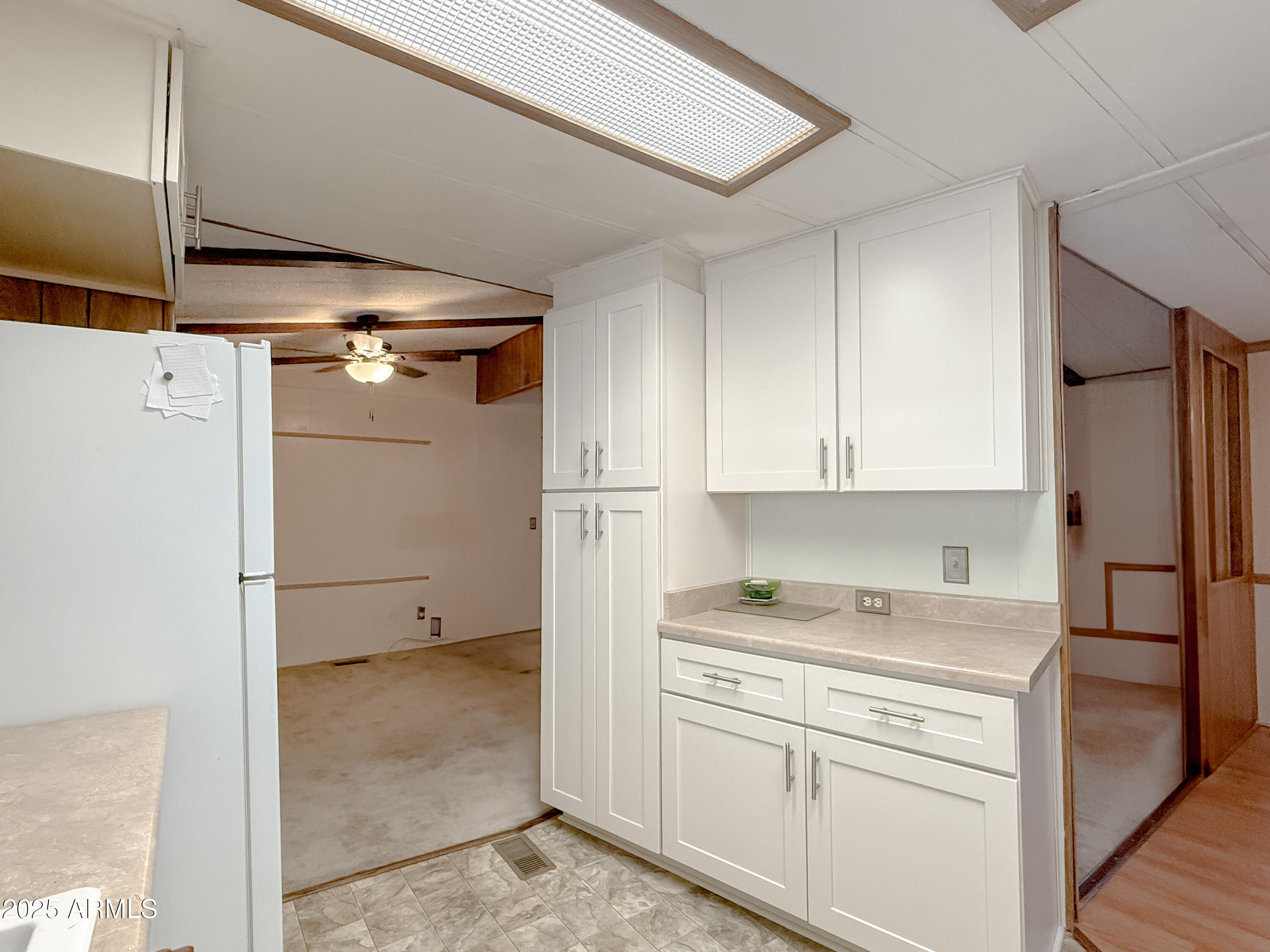 2701 E ALLRED Avenue, 171