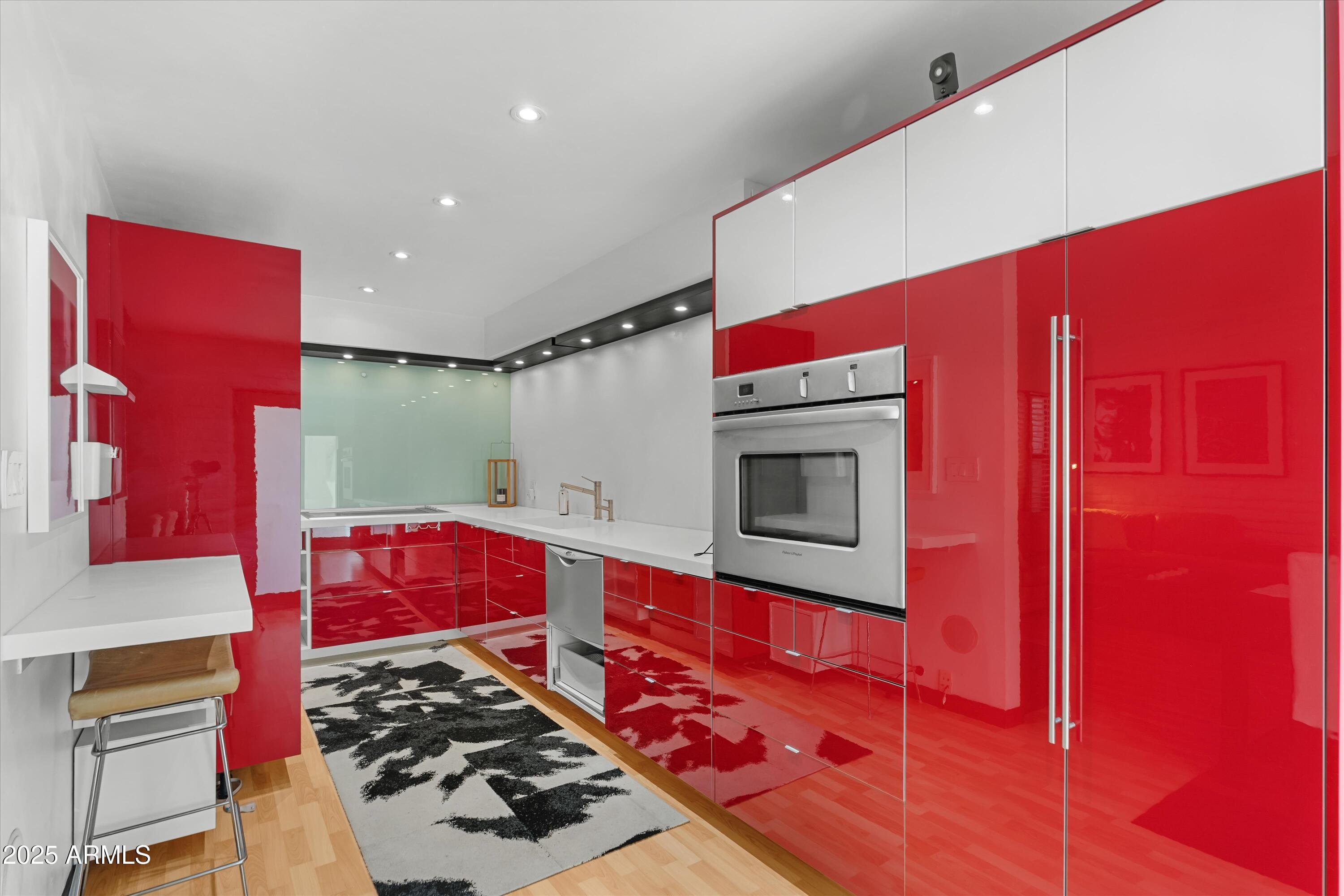 4800 N 68TH Street, 114