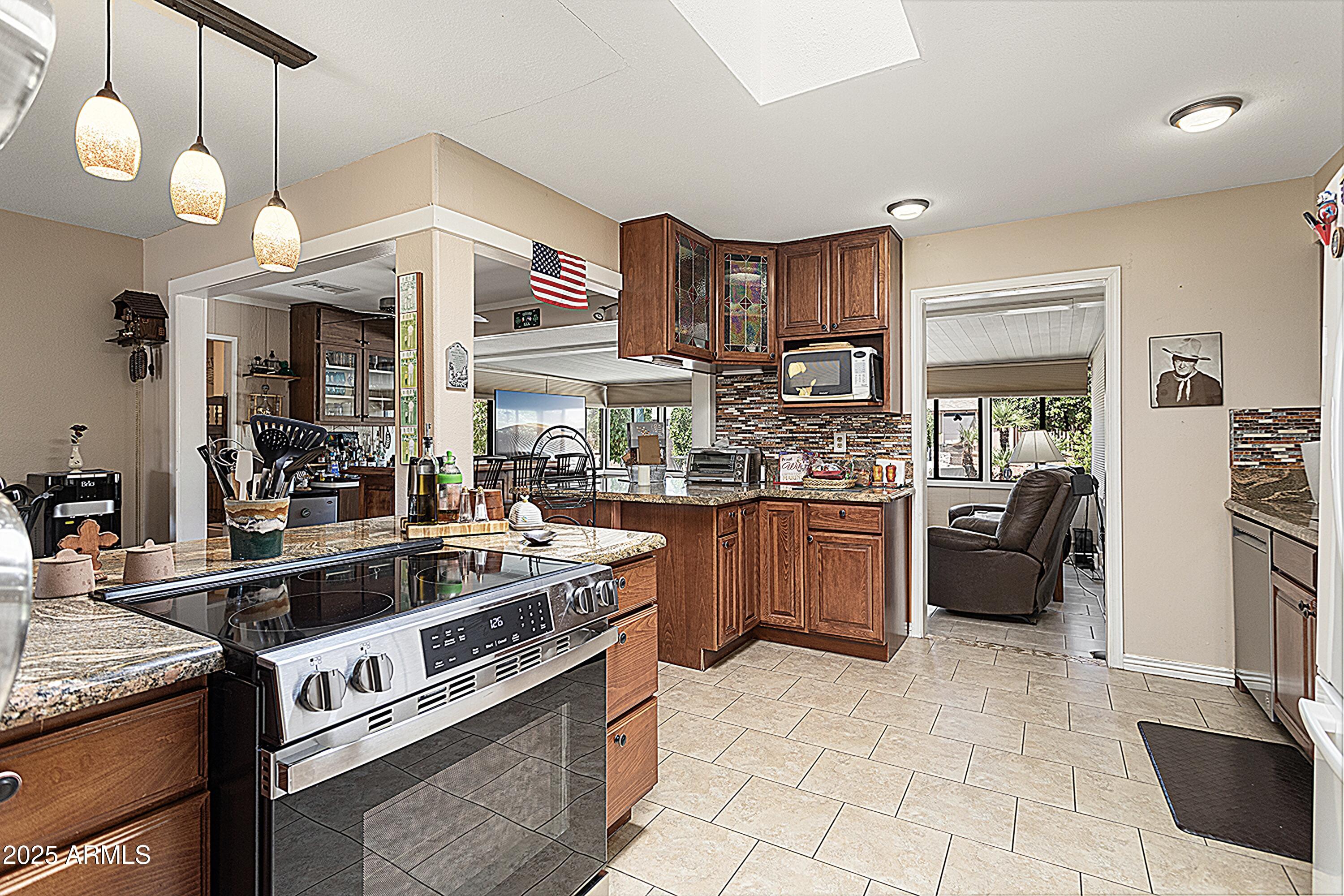 12914 W KEYSTONE Drive