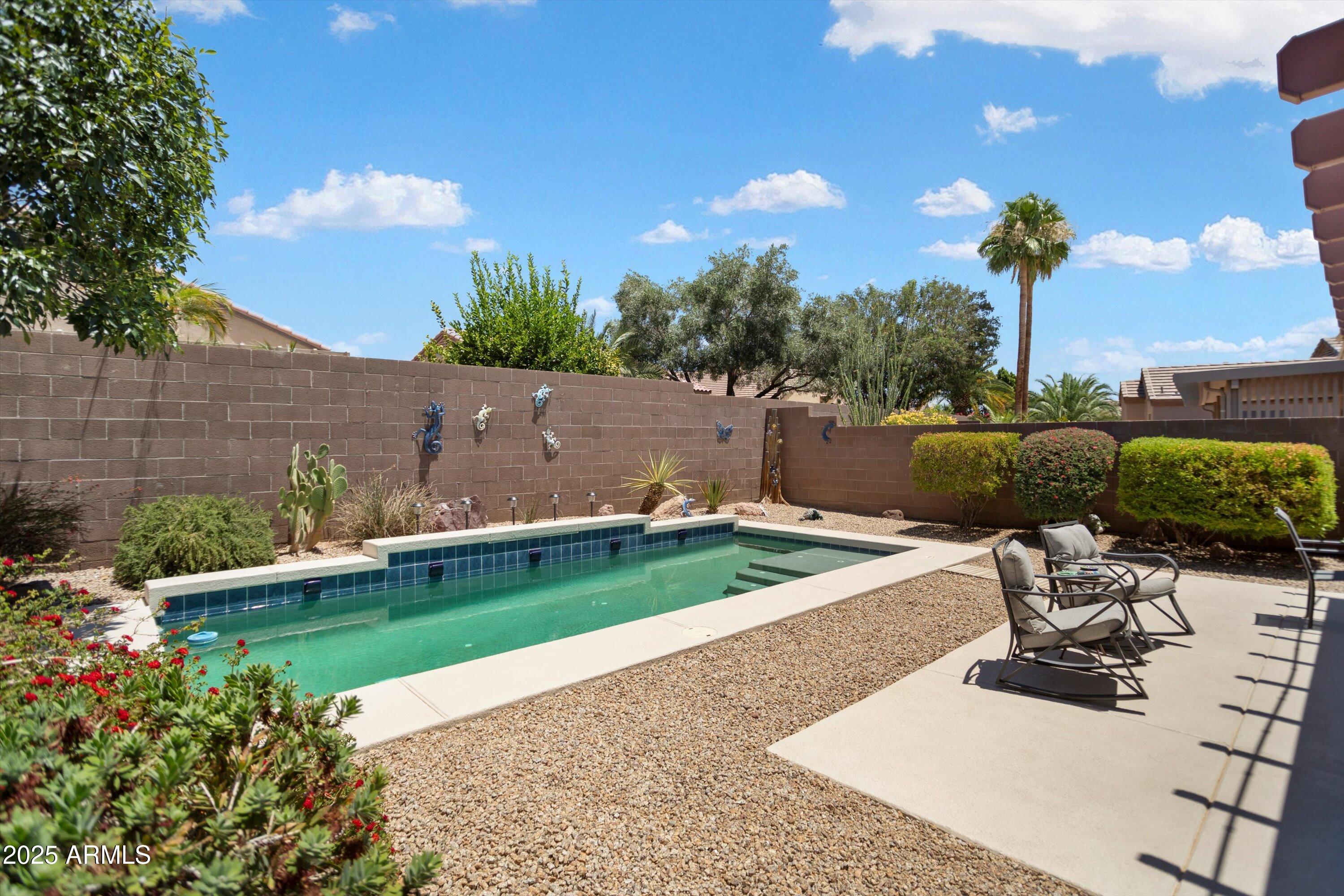 15790 W ARROWHEAD Drive