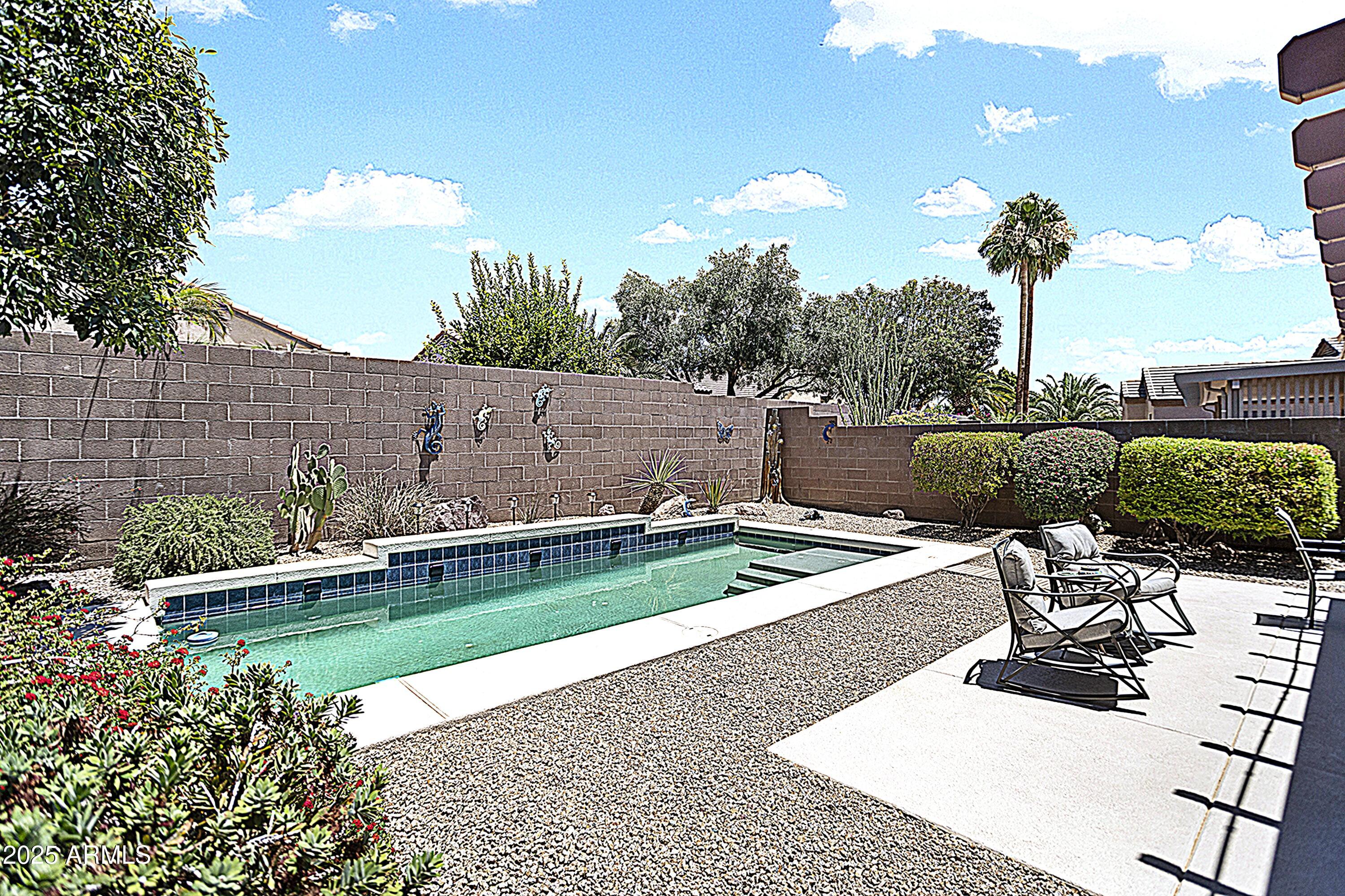 15790 W ARROWHEAD Drive