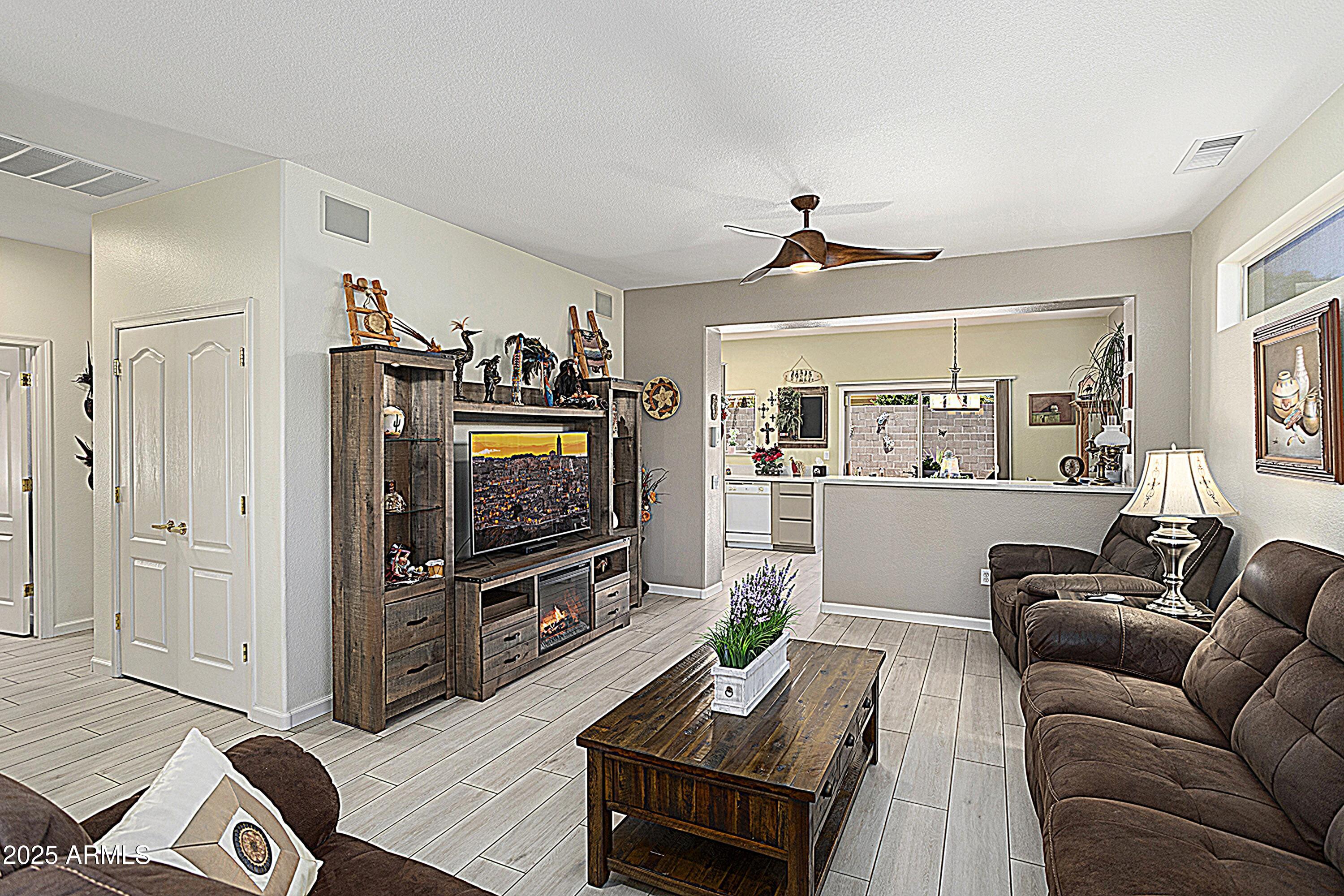 15790 W ARROWHEAD Drive