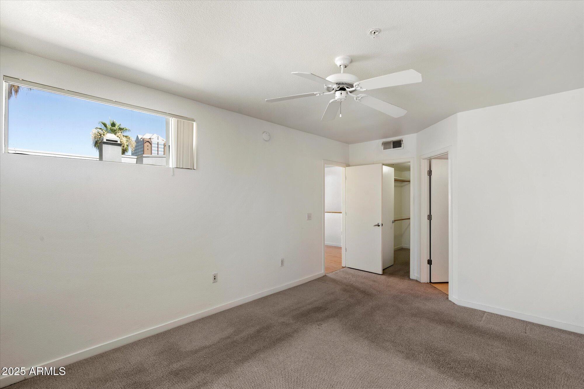 3633 N 3RD Avenue, 2091