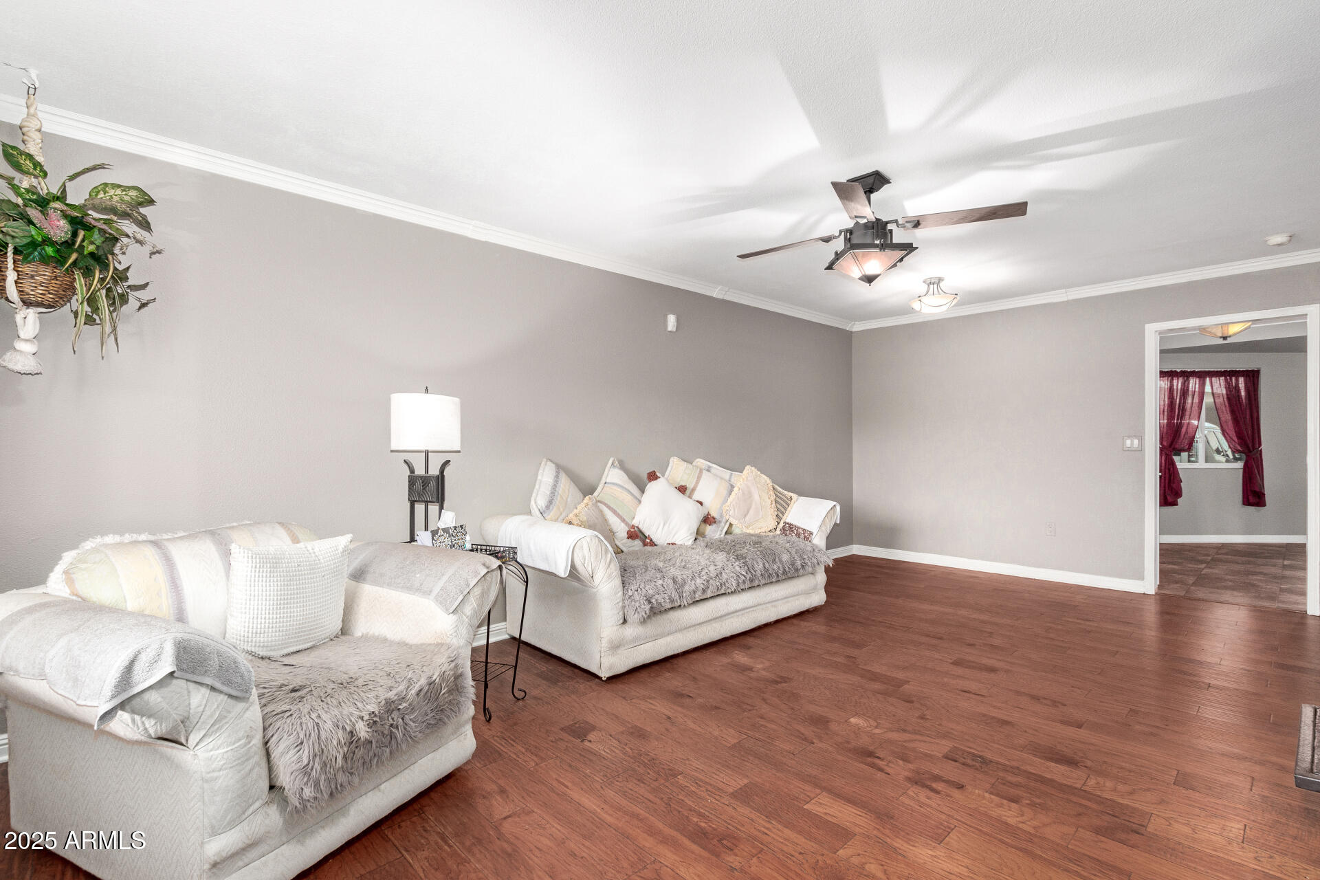 11122 W DESERT BUTTE Drive