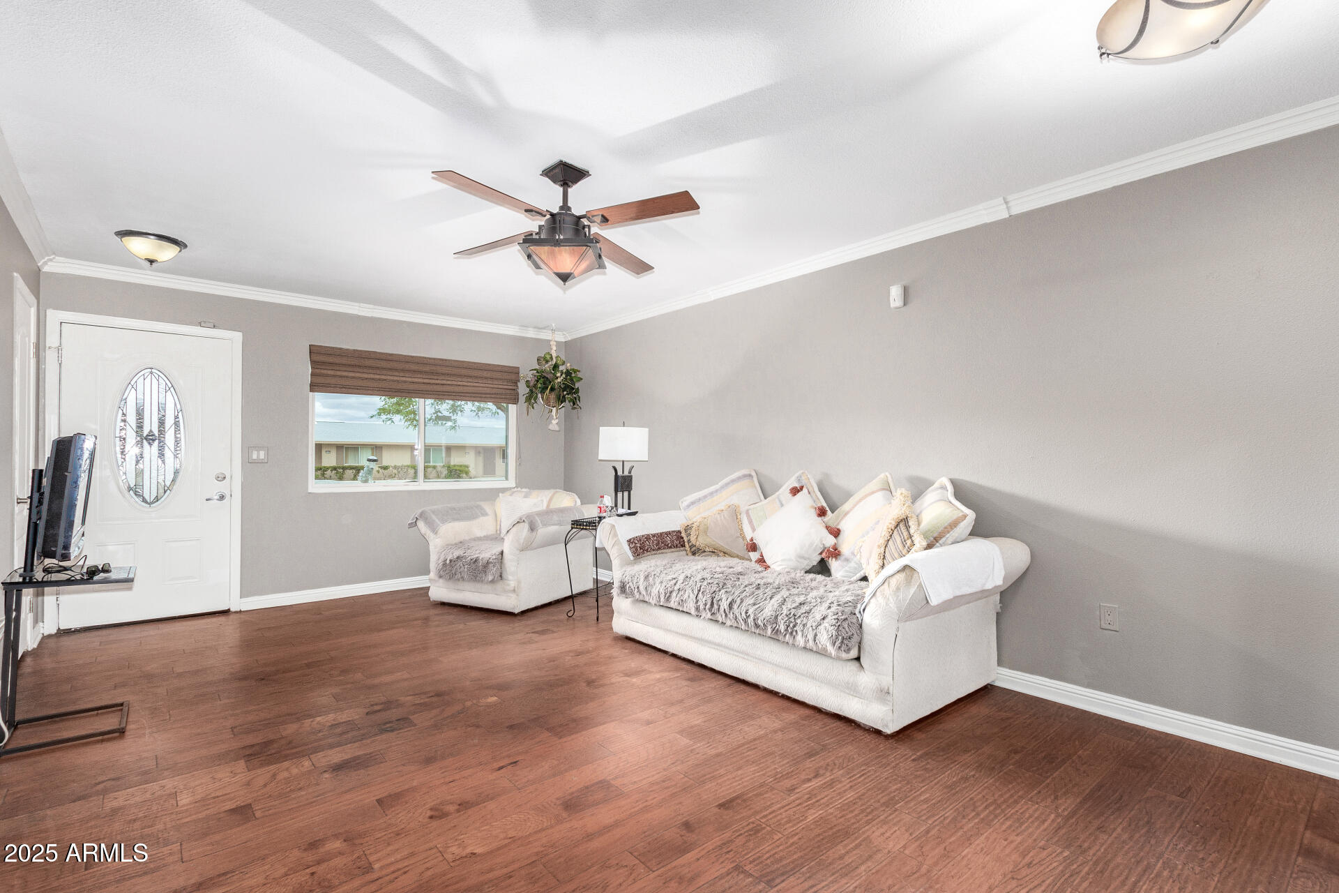 11122 W DESERT BUTTE Drive