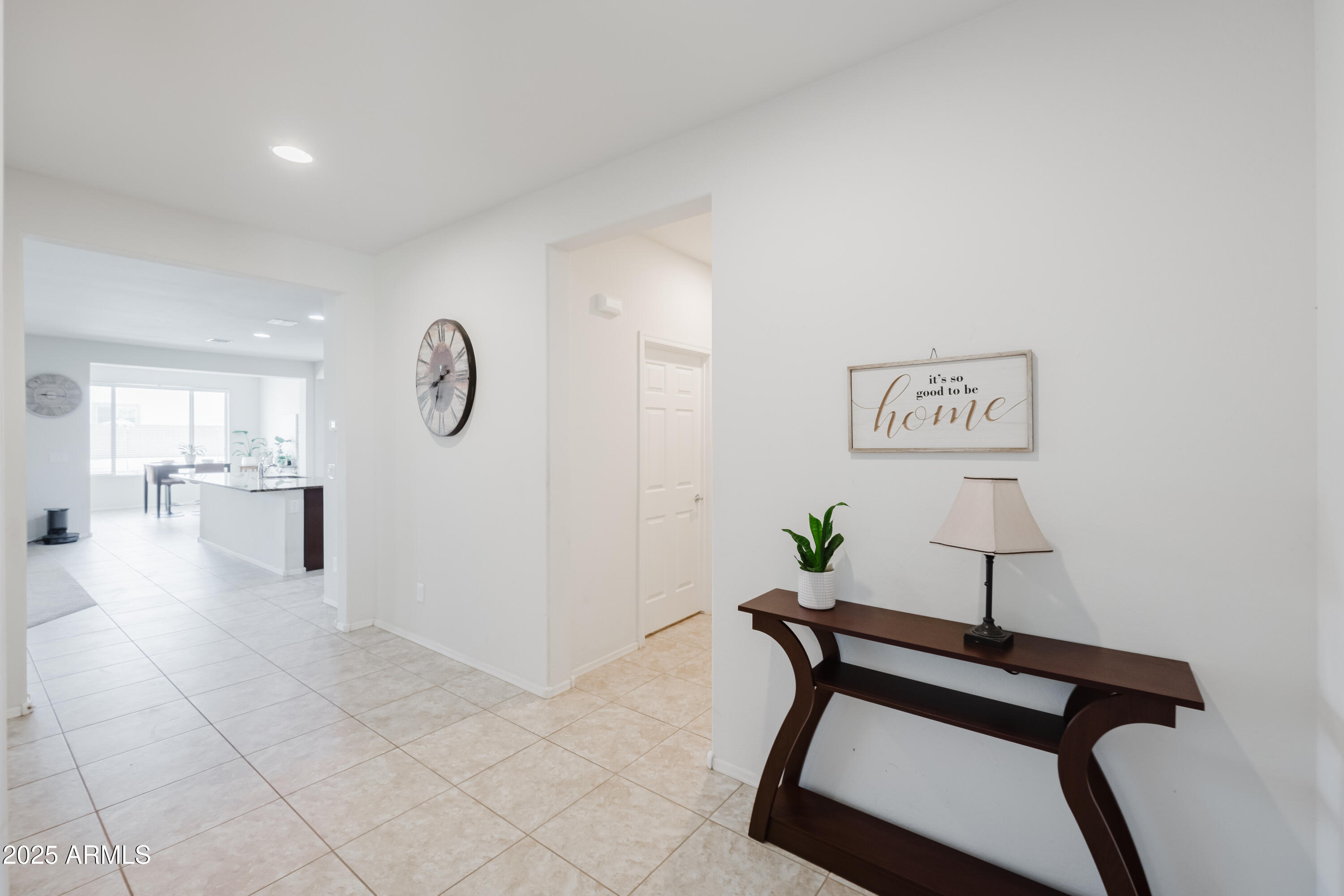 1093 W BELMONT RED Trail