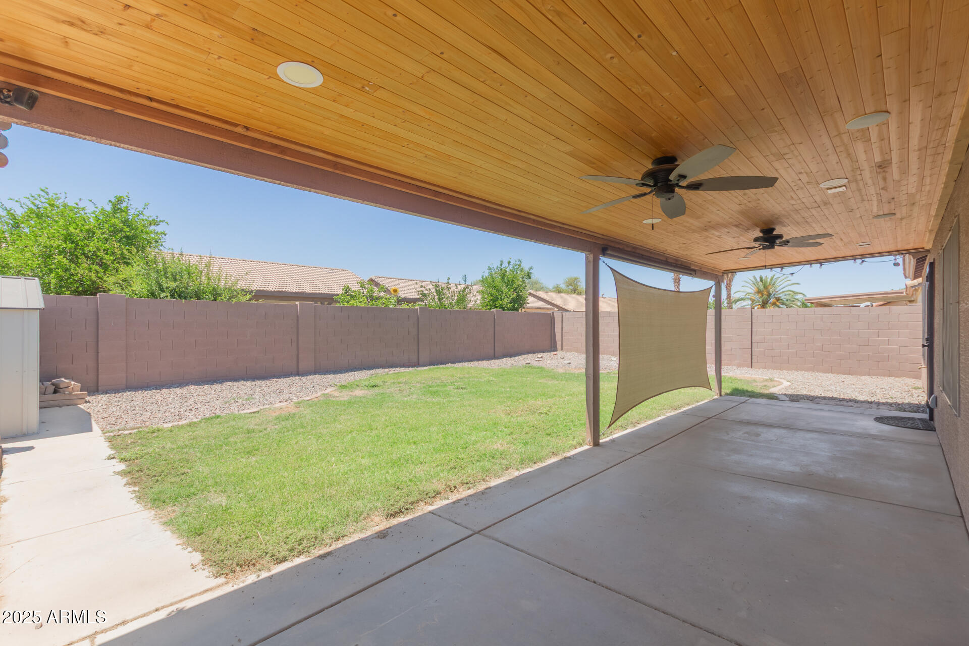 3717 E ELMINGTON Circle