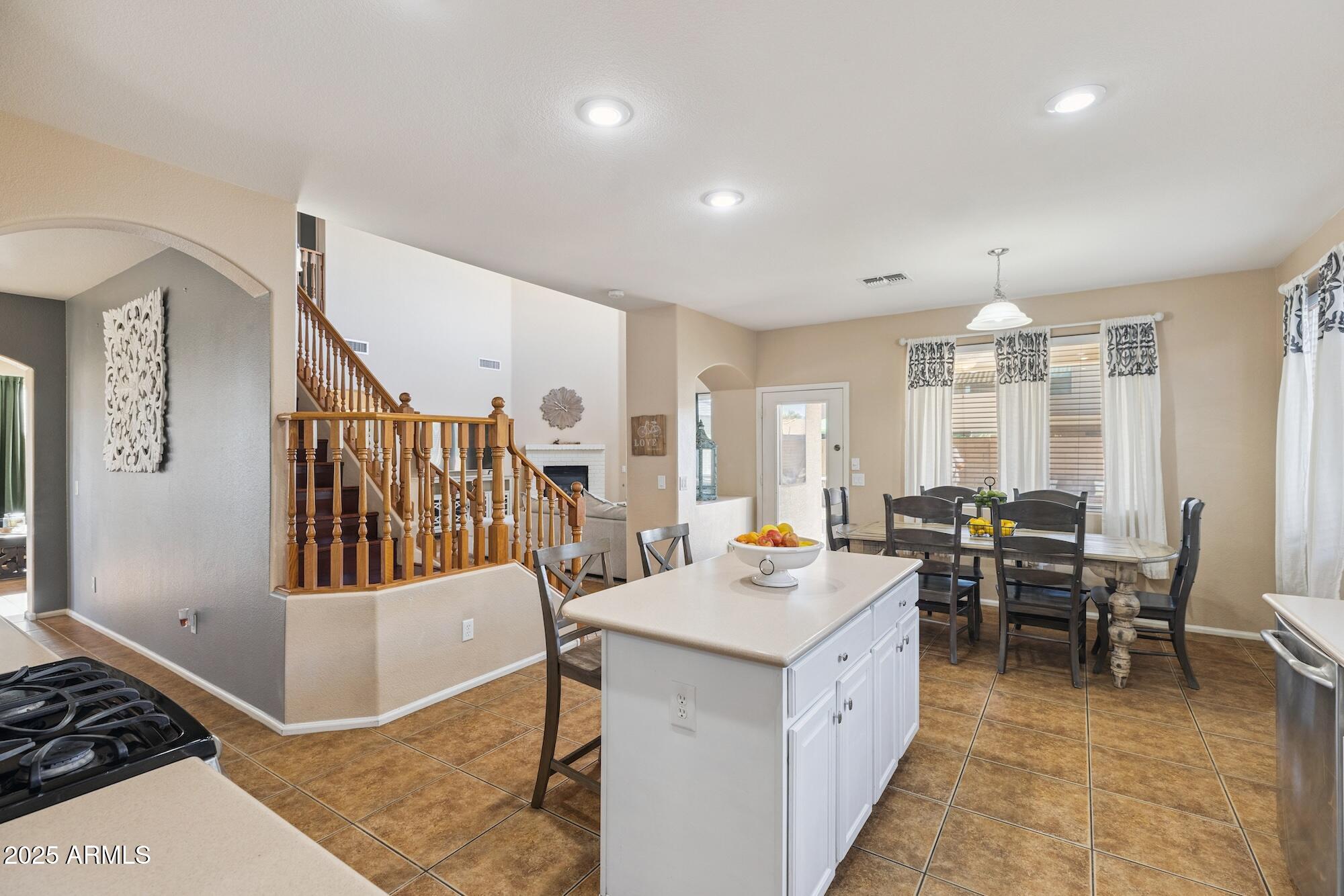 4436 E LA COSTA Drive