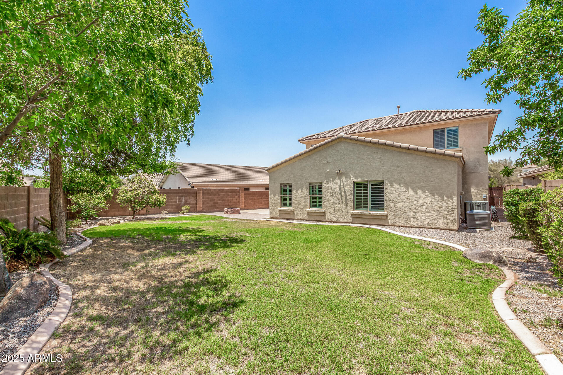2935 E MEAD Drive