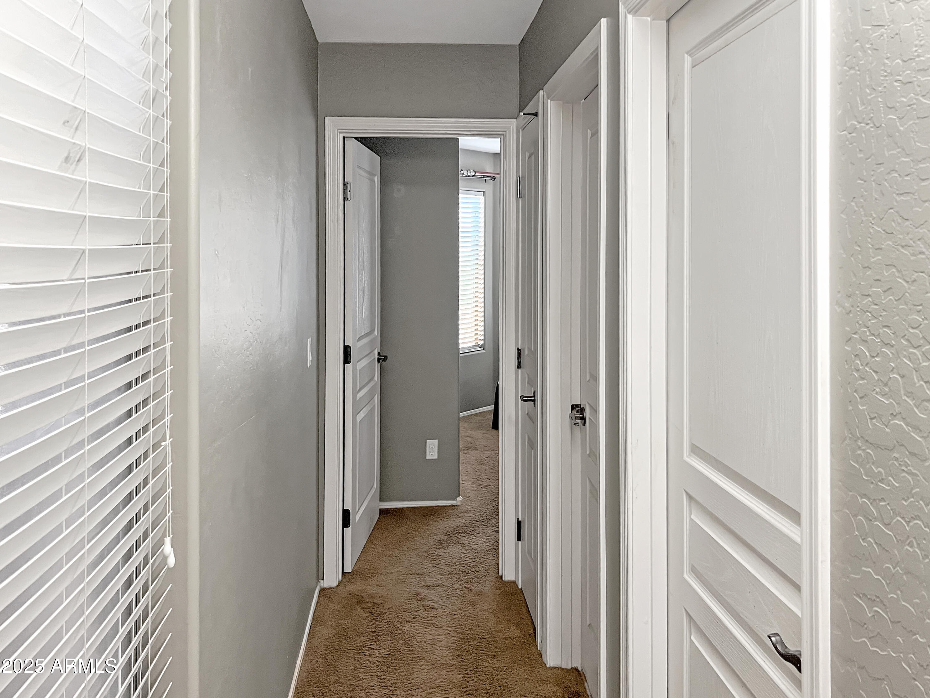 45726 W LONG Way