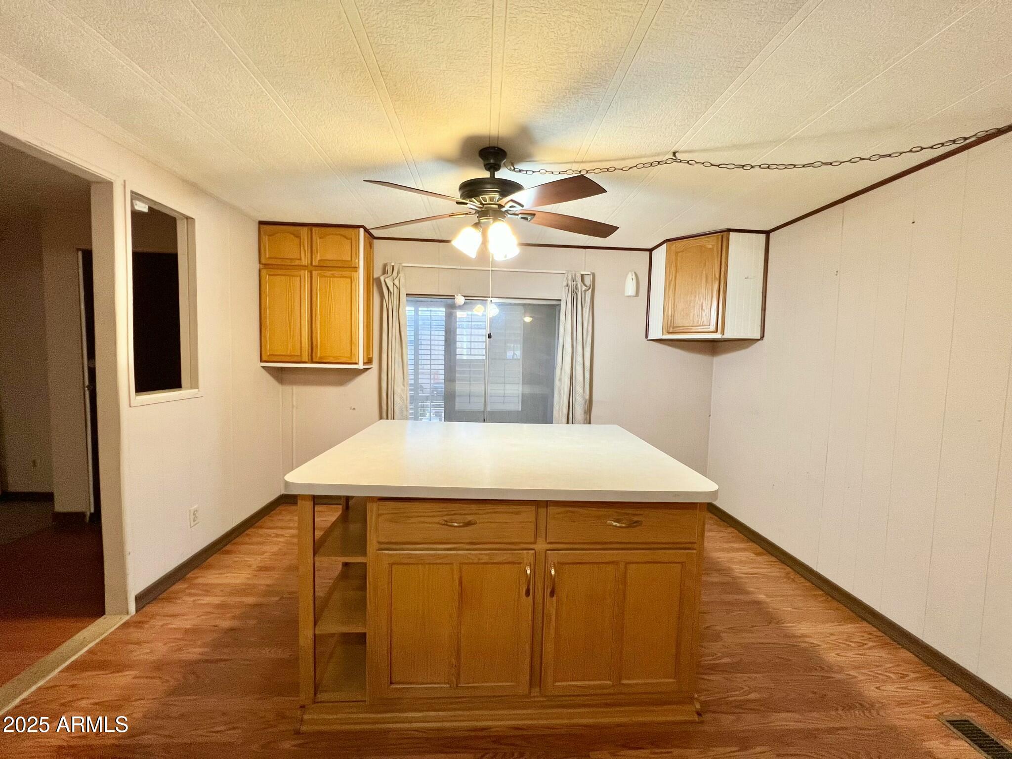 10201 N 99TH Avenue, 160