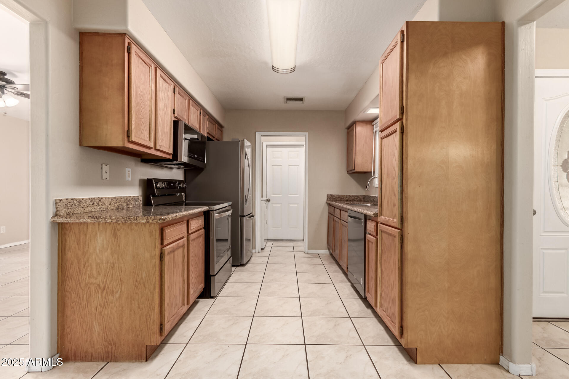 3613 S KENNETH Place