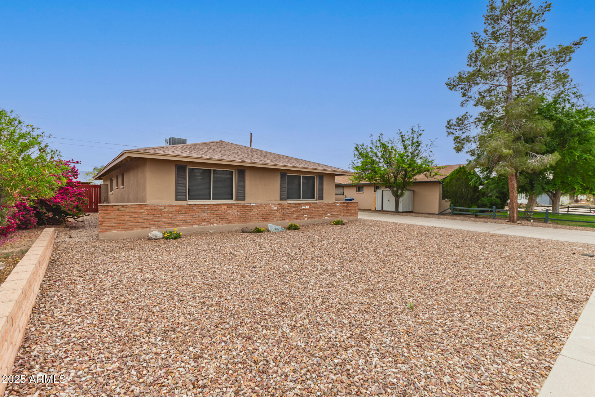 3613 S KENNETH Place