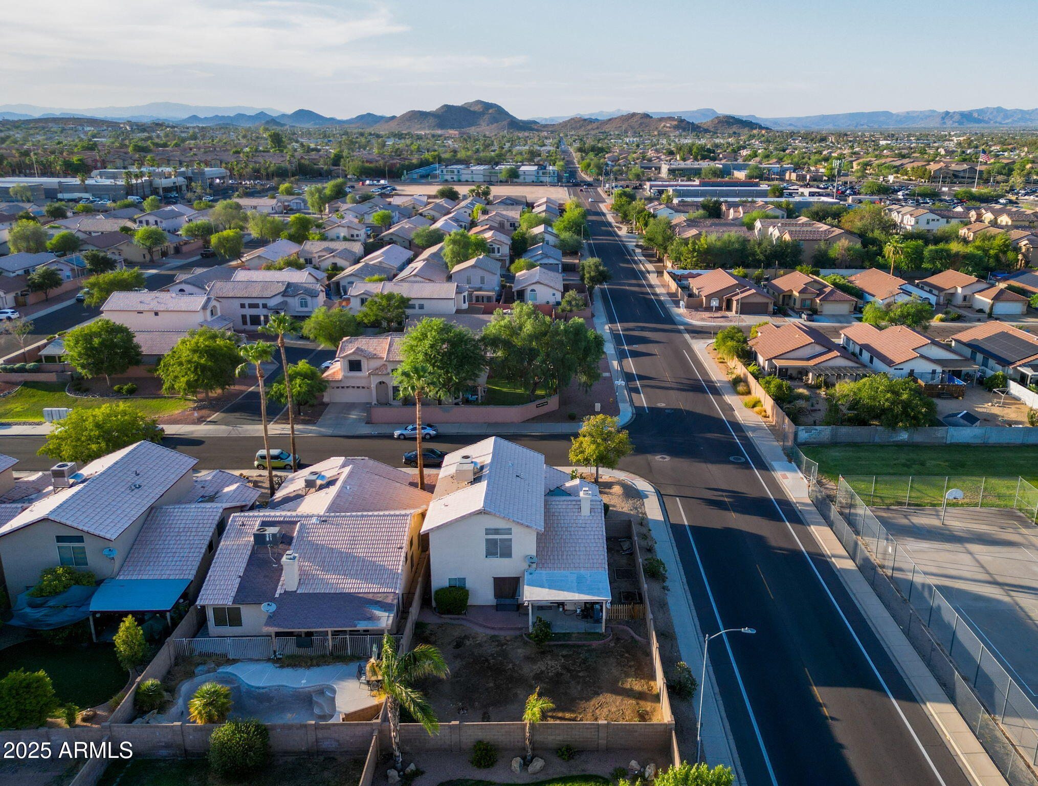 1949 E AIRE LIBRE Avenue