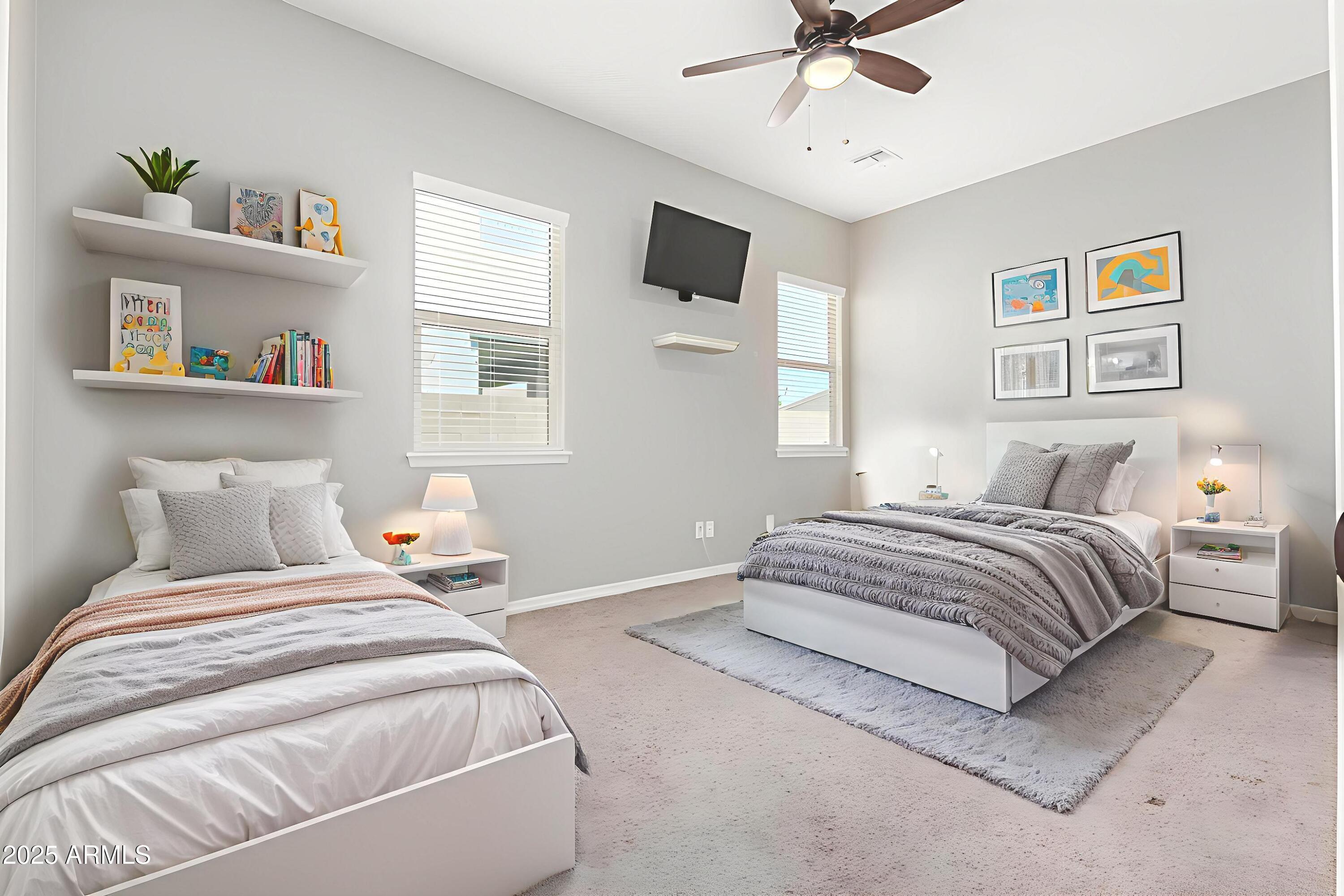 2576 E IRONSIDE Court