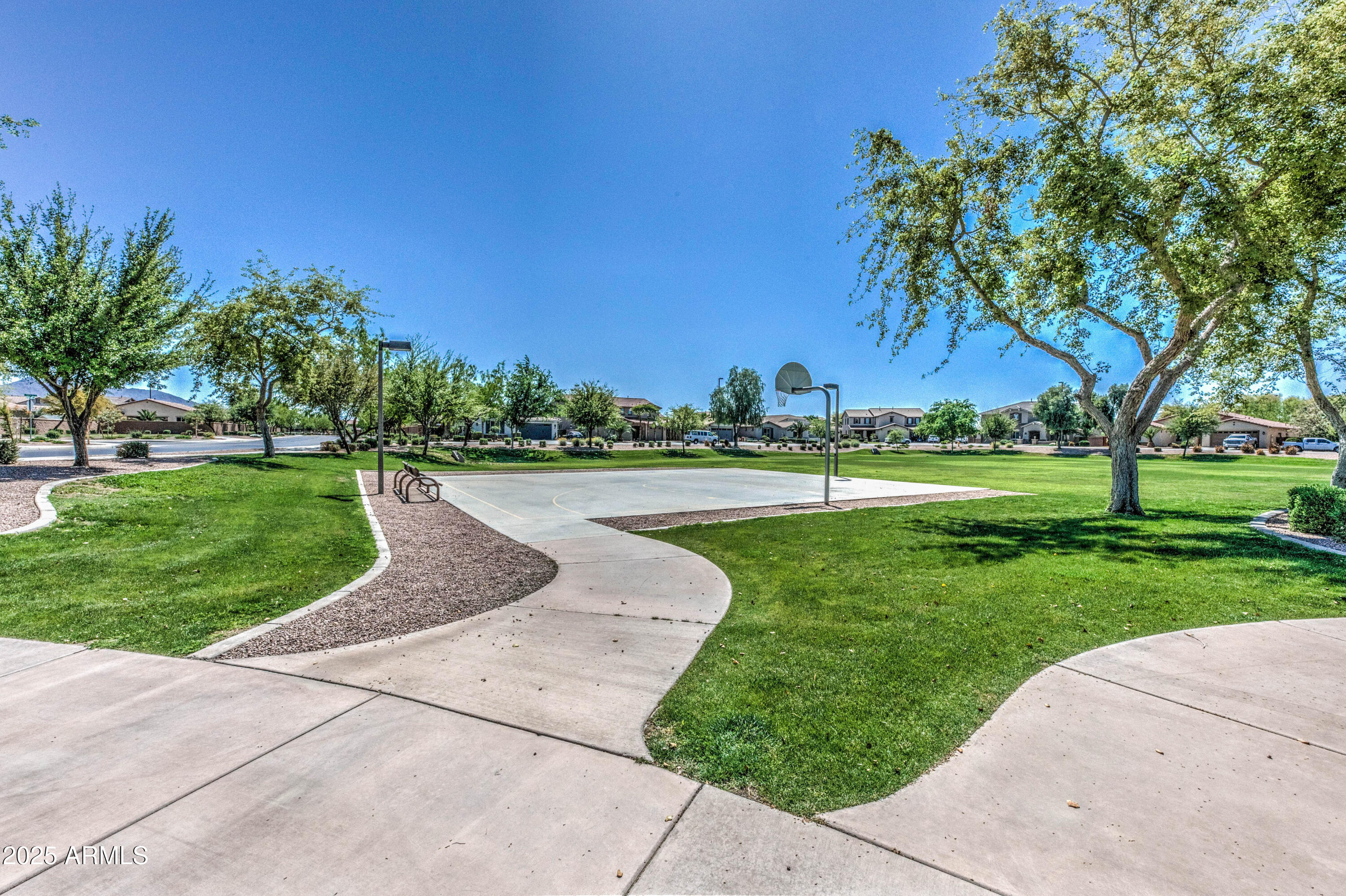 2576 E IRONSIDE Court