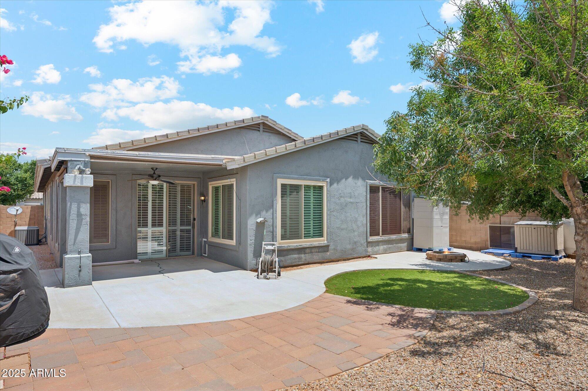 81 E ROCK WREN Drive