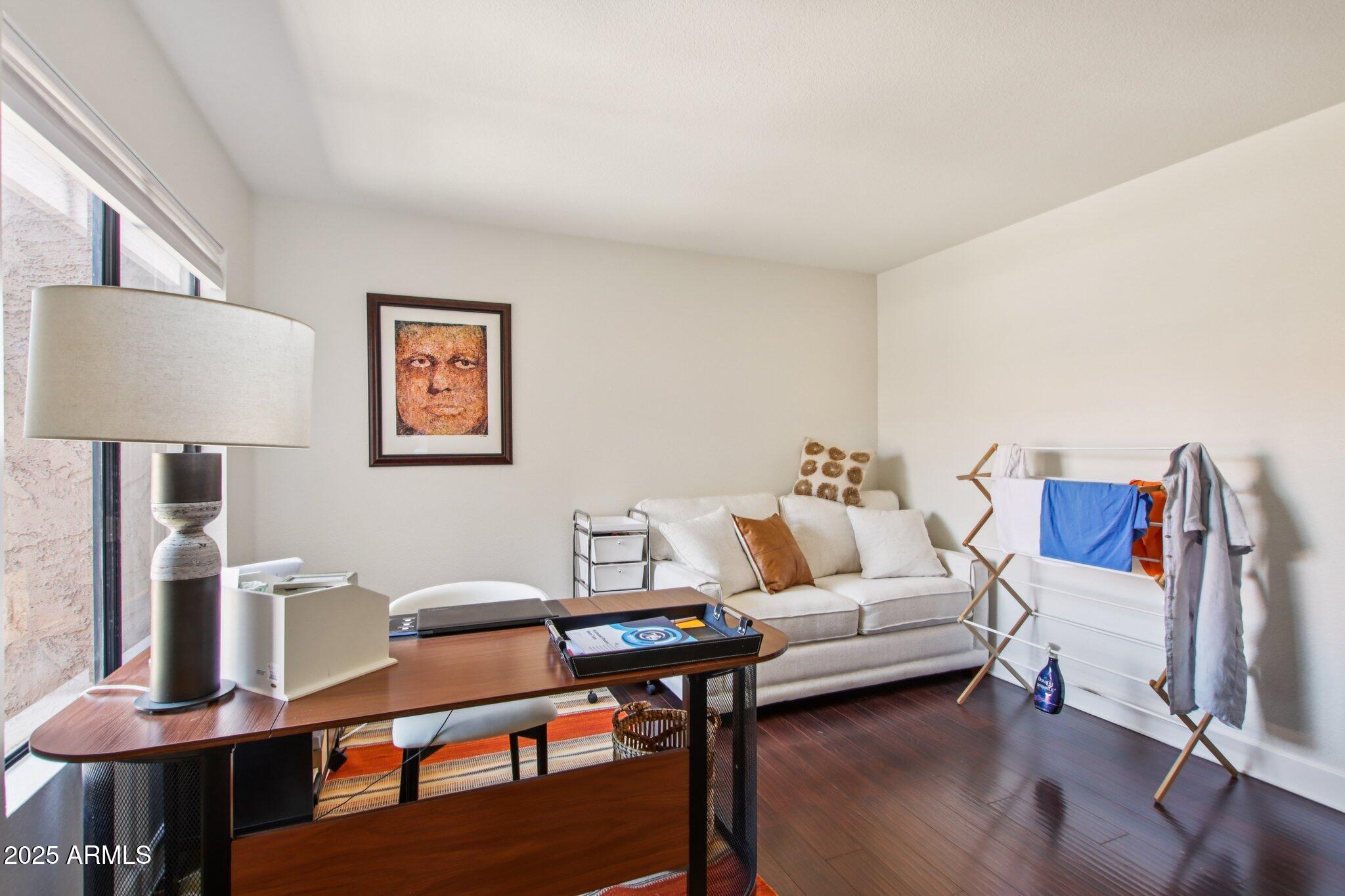 5122 E SHEA Boulevard, 2050