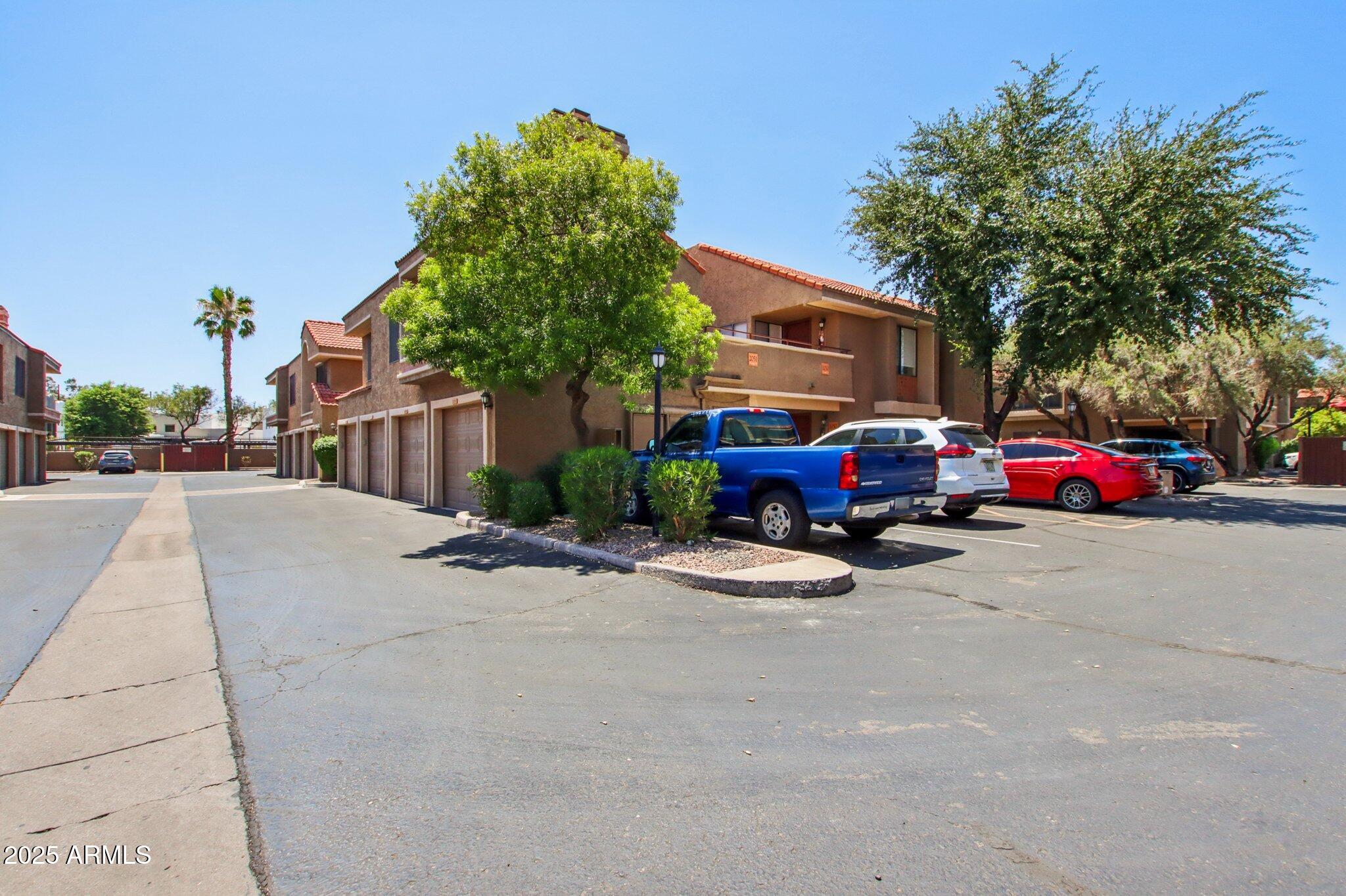 5122 E SHEA Boulevard, 2050