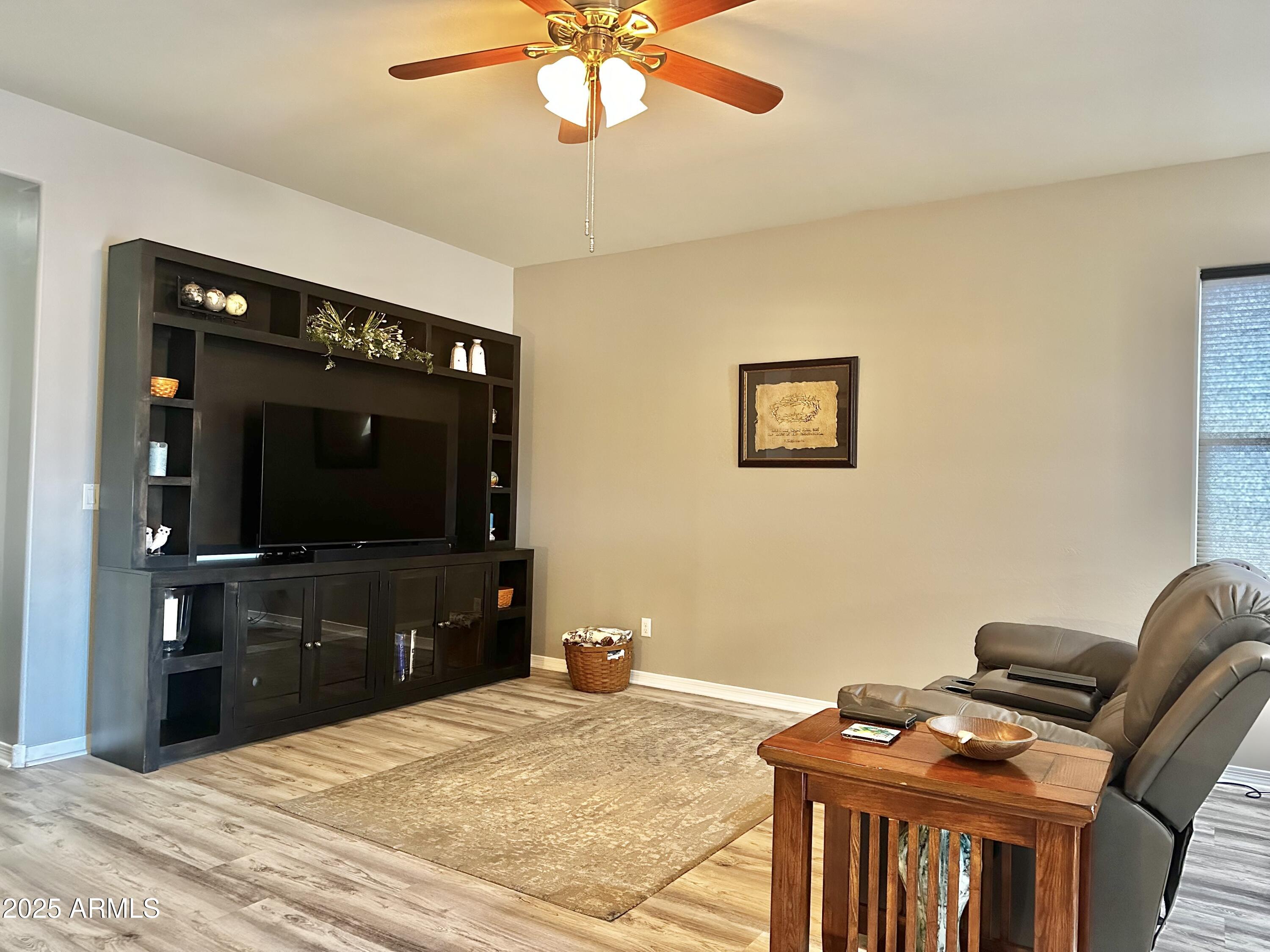 7020 S 78TH Drive