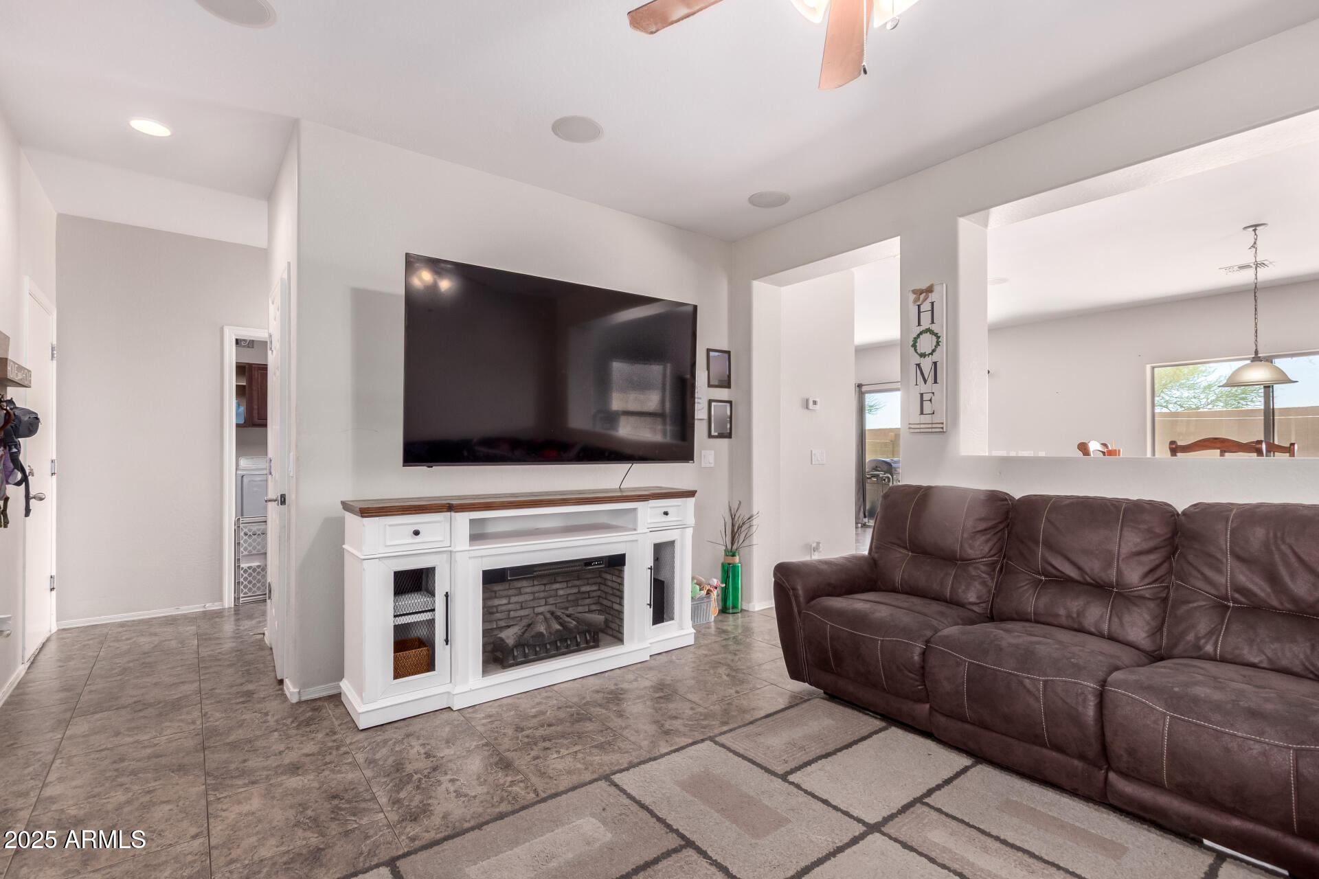 110 N 194TH Lane