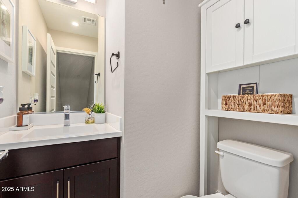 820 N 8TH Avenue, 14