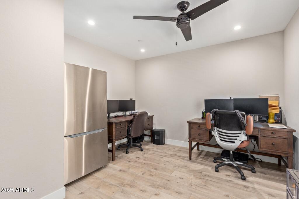 820 N 8TH Avenue, 14