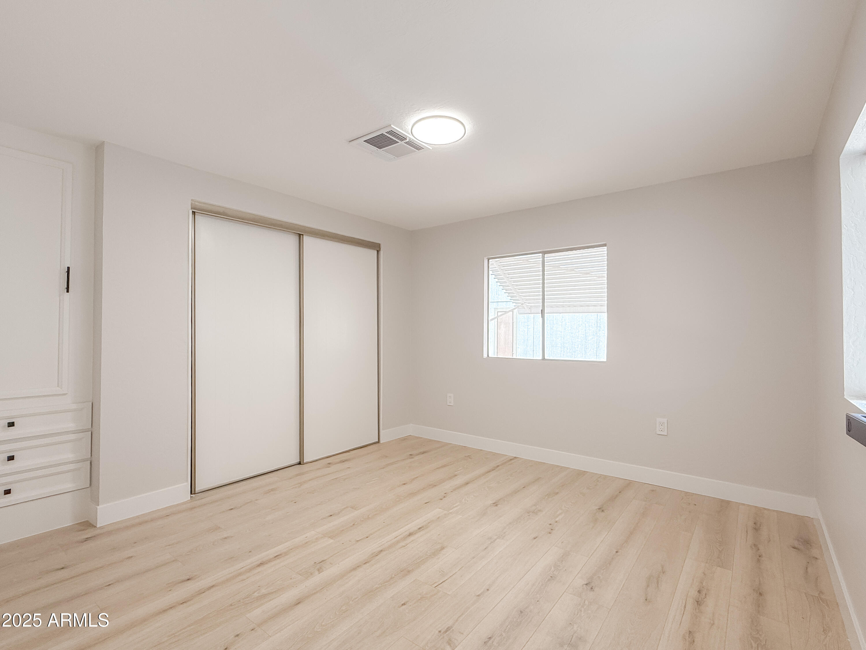 8600 E Broadway Road, 151