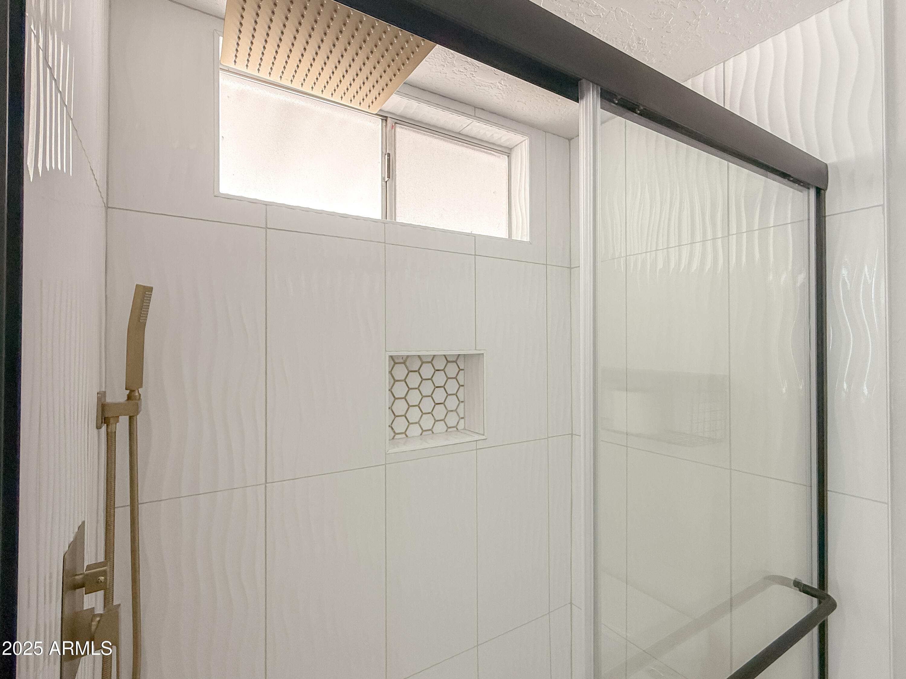 8600 E Broadway Road, 151