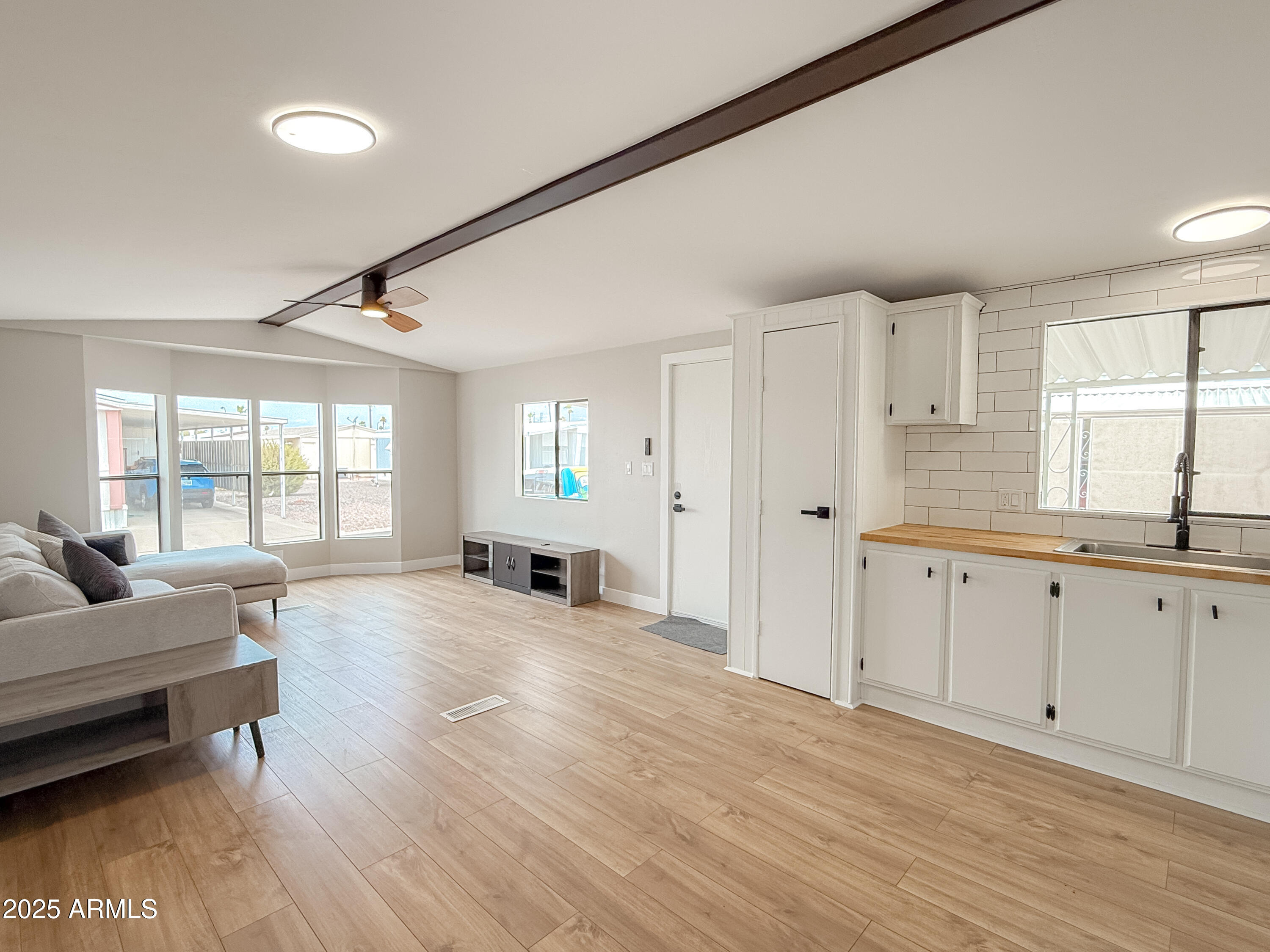 8600 E Broadway Road, 137