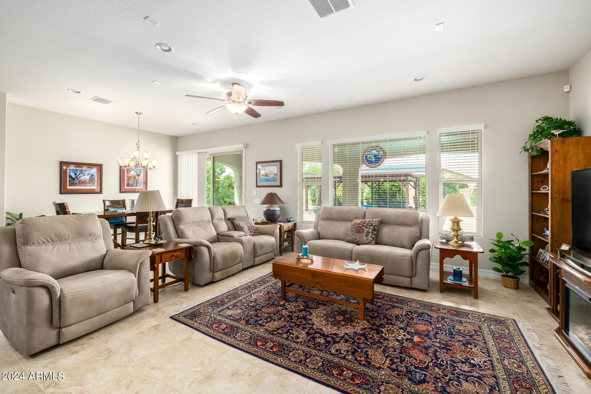 1312 E Via Sicilia Road