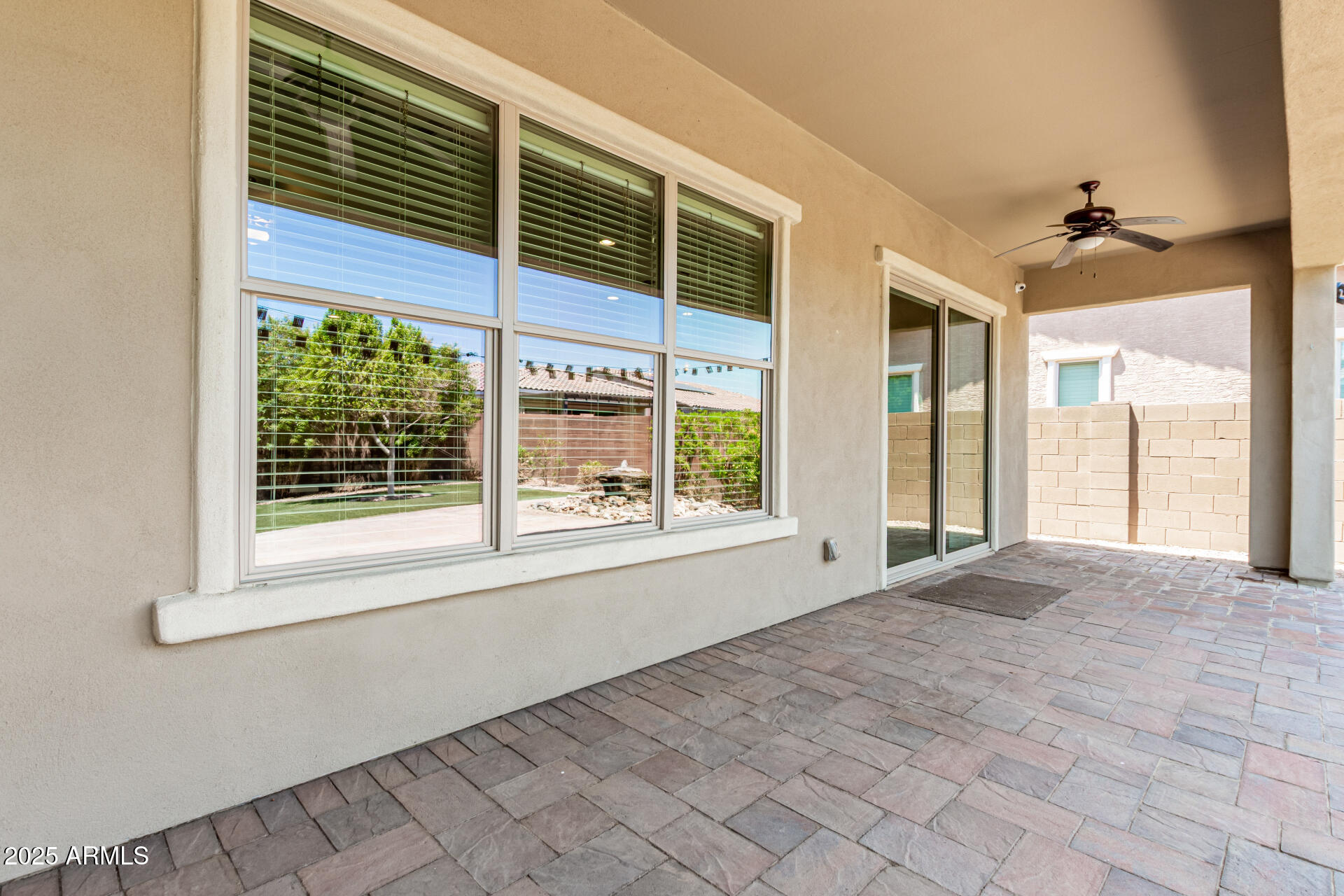 10742 E SIMONE Avenue