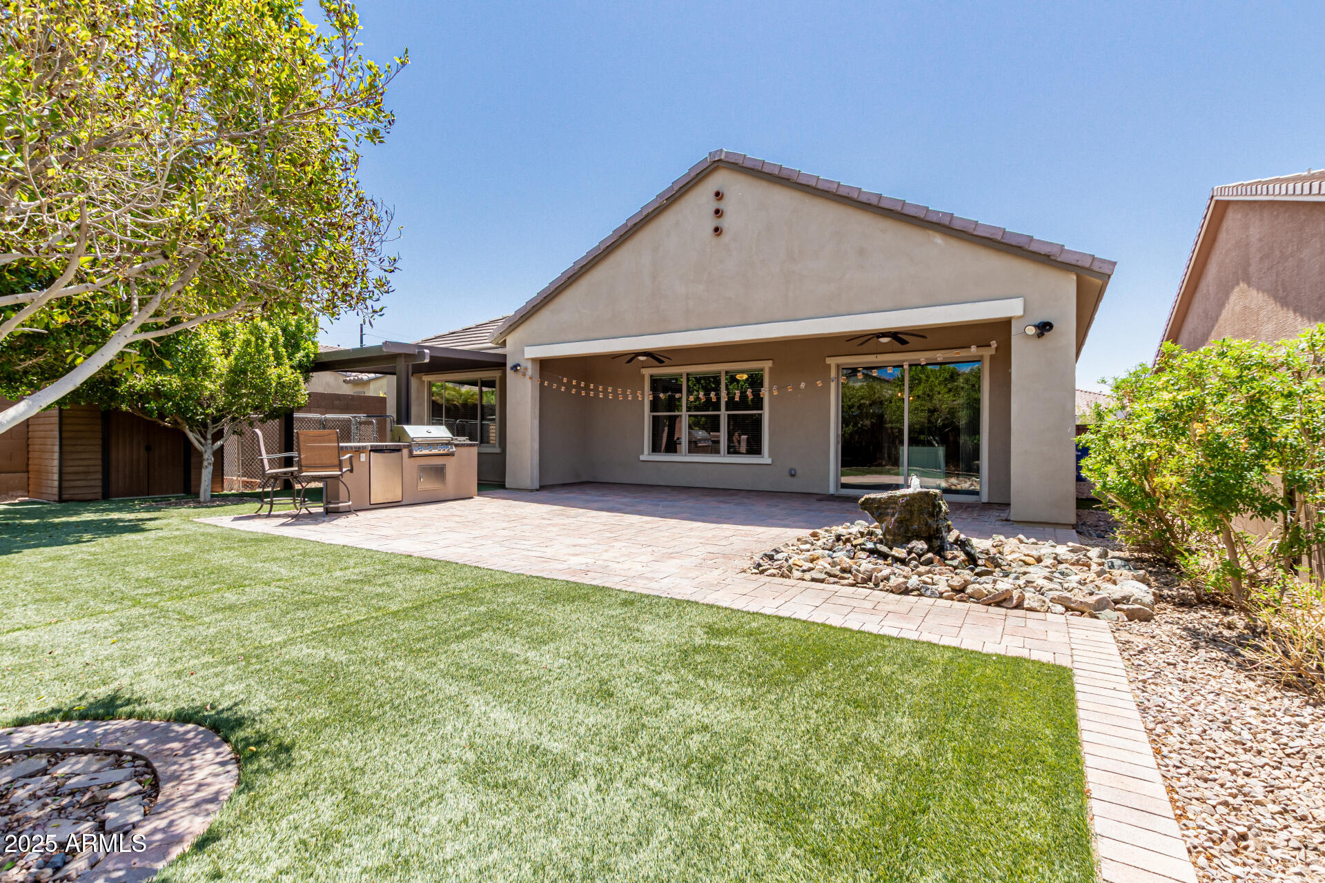 10742 E SIMONE Avenue