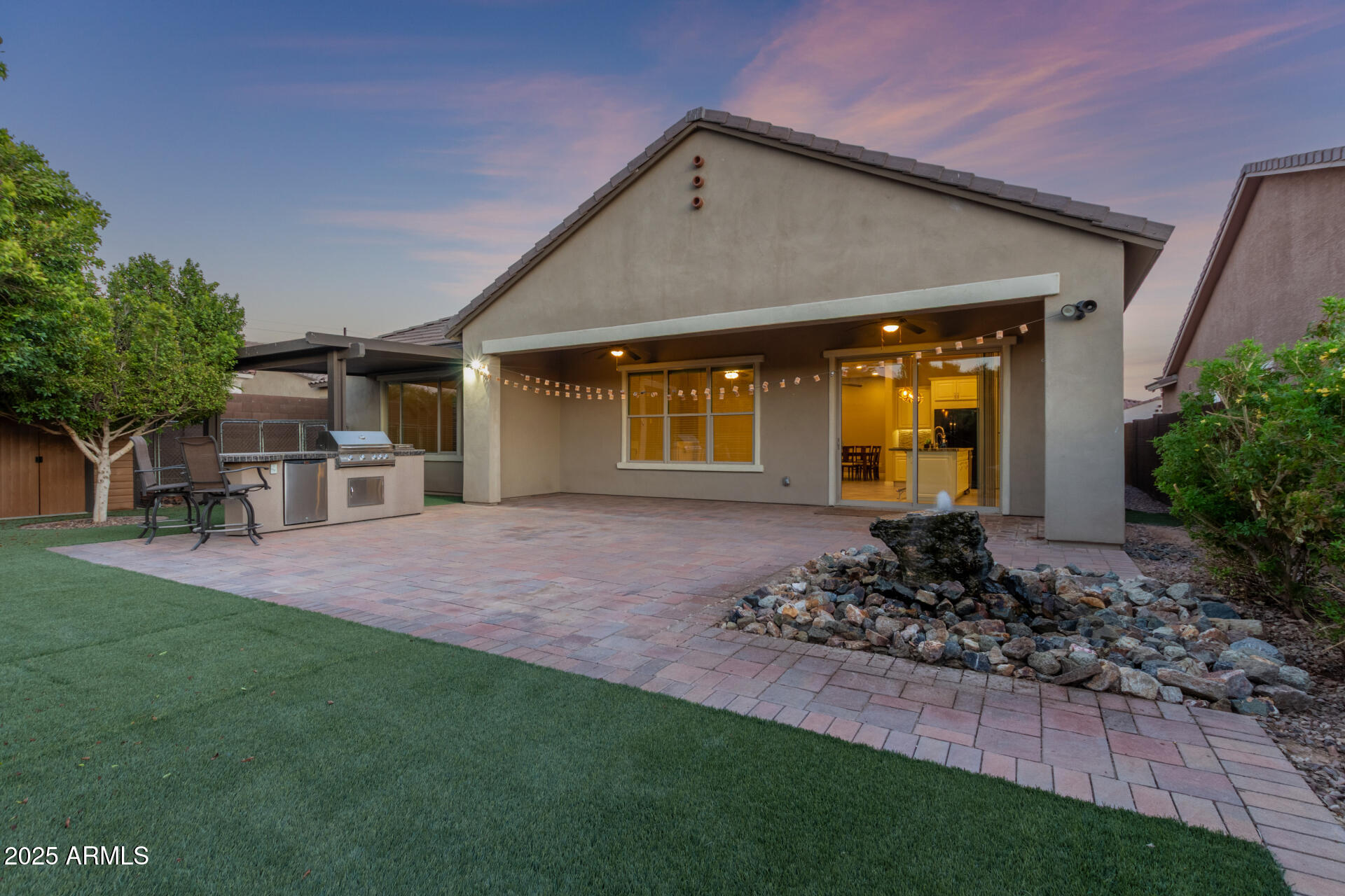 10742 E SIMONE Avenue