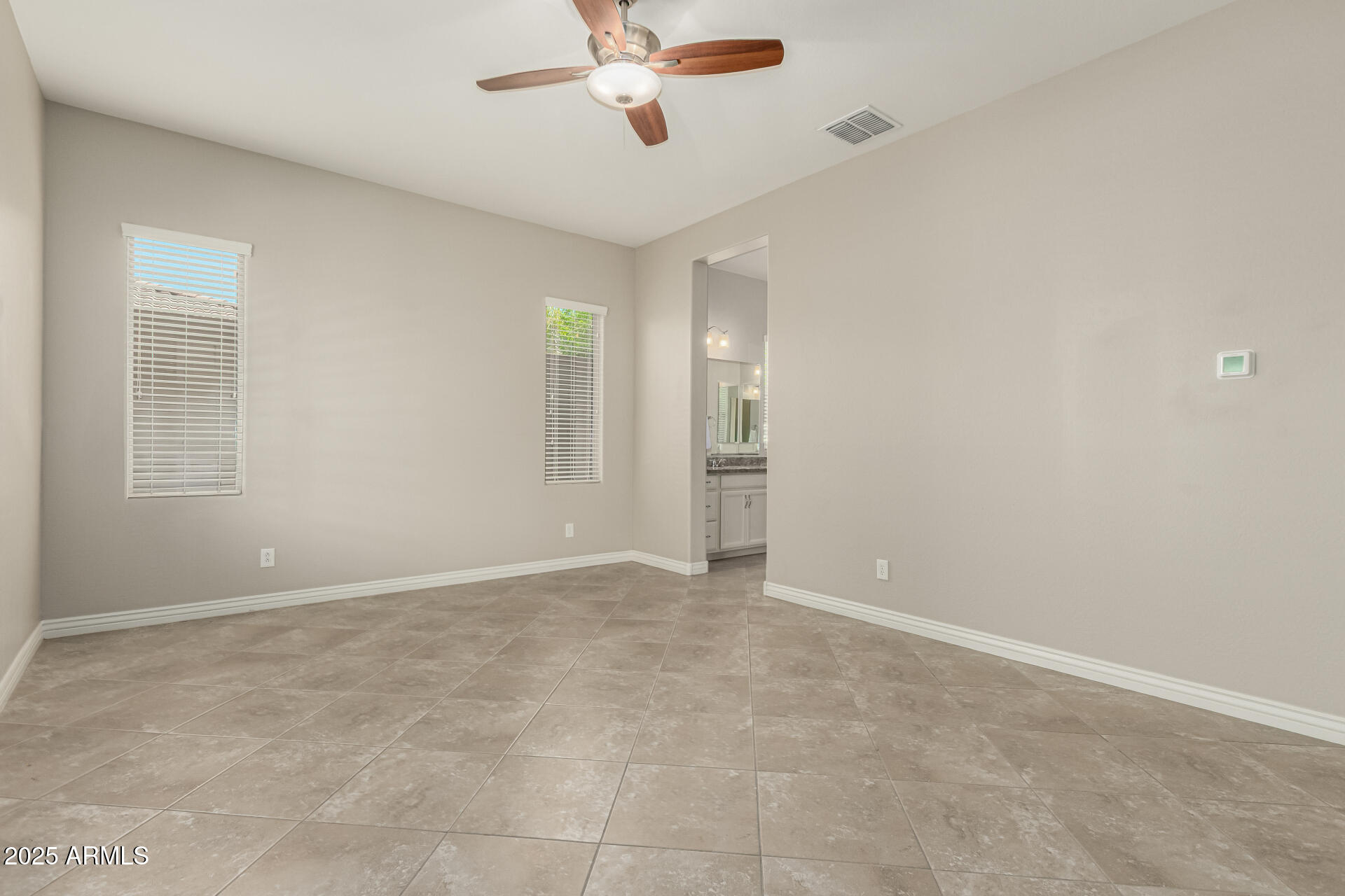 10742 E SIMONE Avenue