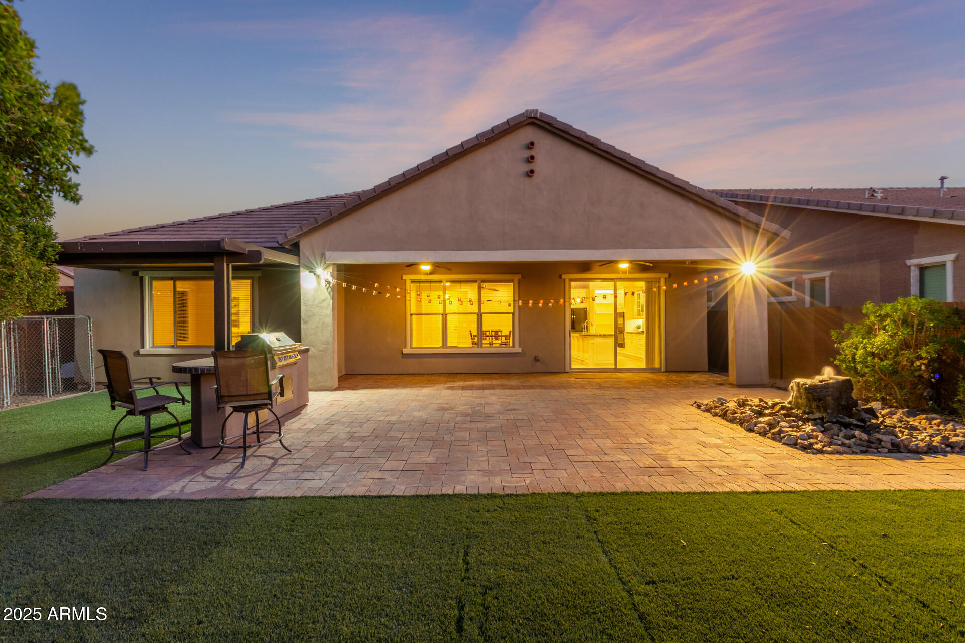 10742 E SIMONE Avenue