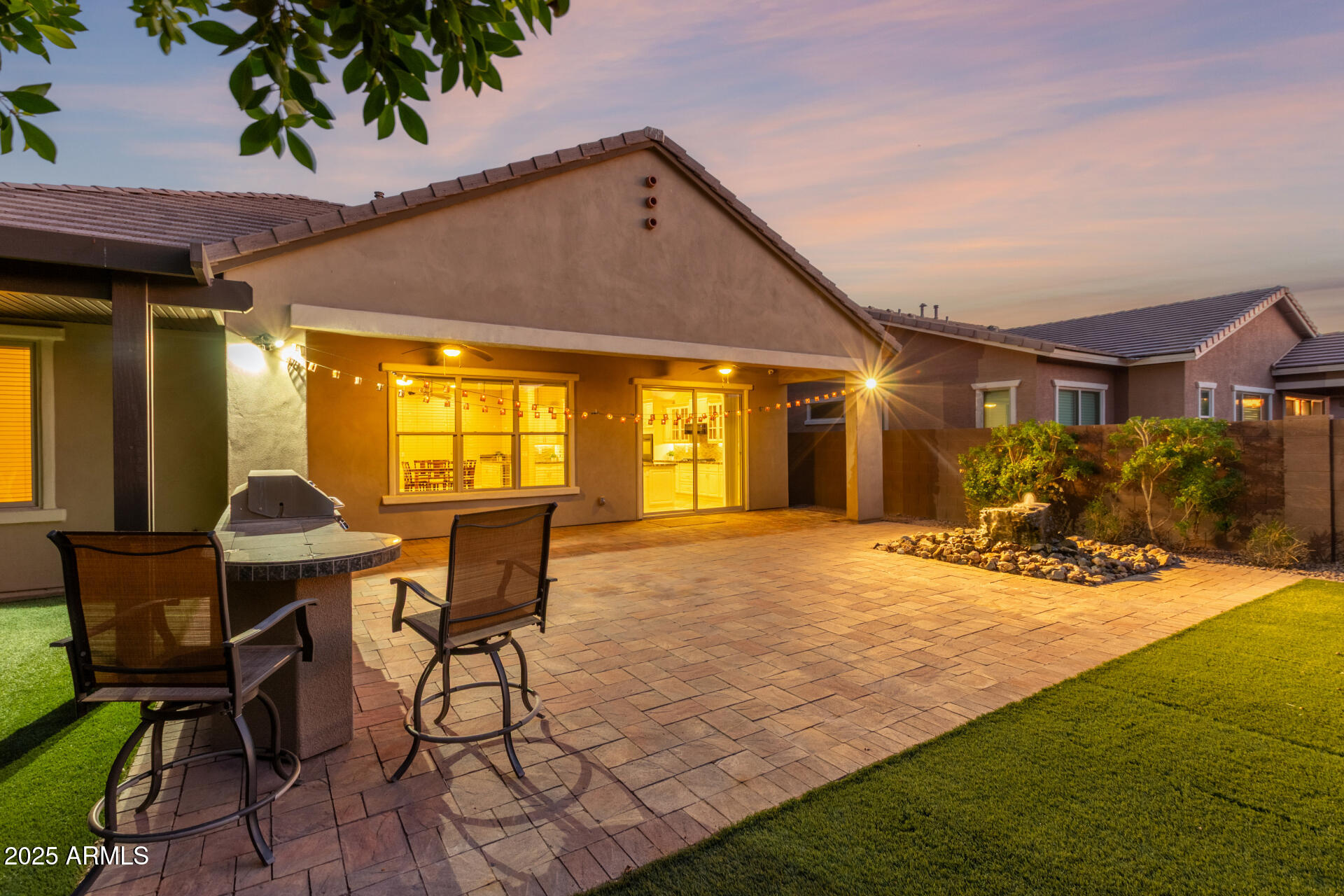 10742 E SIMONE Avenue