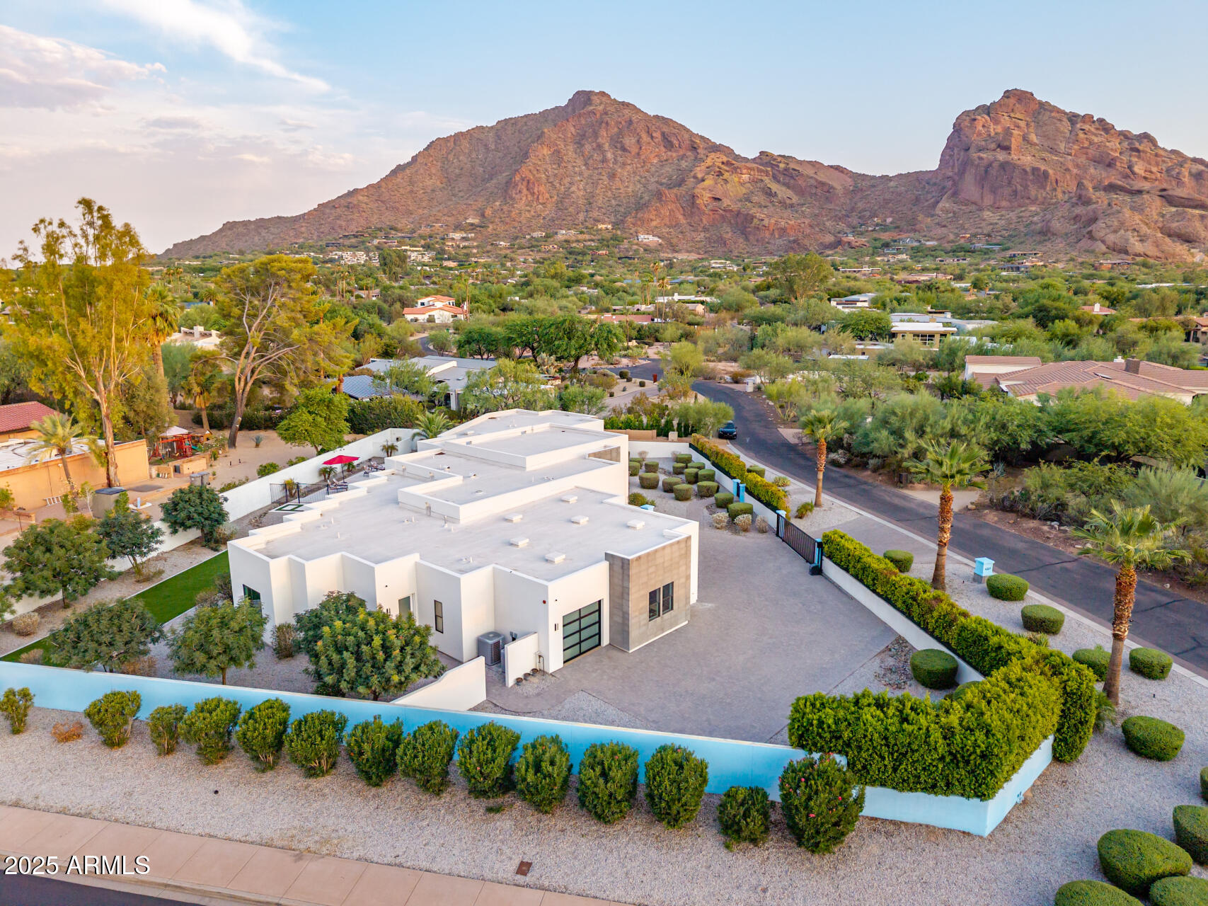 6321 N CAMELBACK MANOR Drive