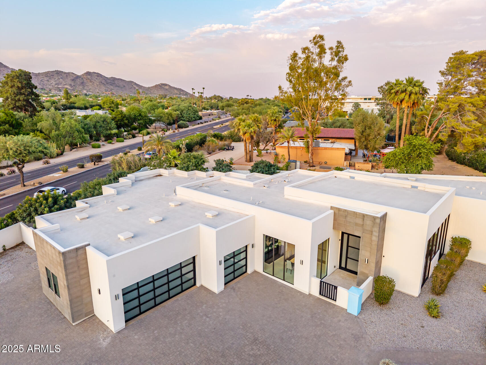 6321 N CAMELBACK MANOR Drive