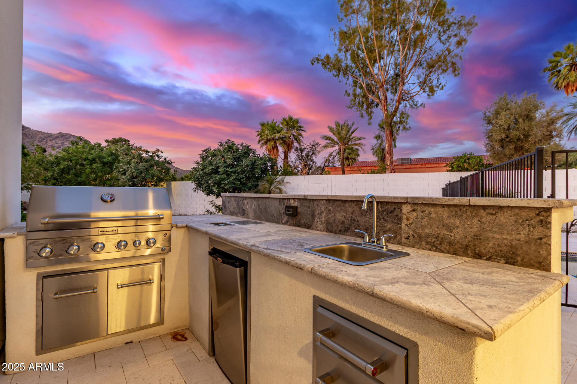 6321 N CAMELBACK MANOR Drive
