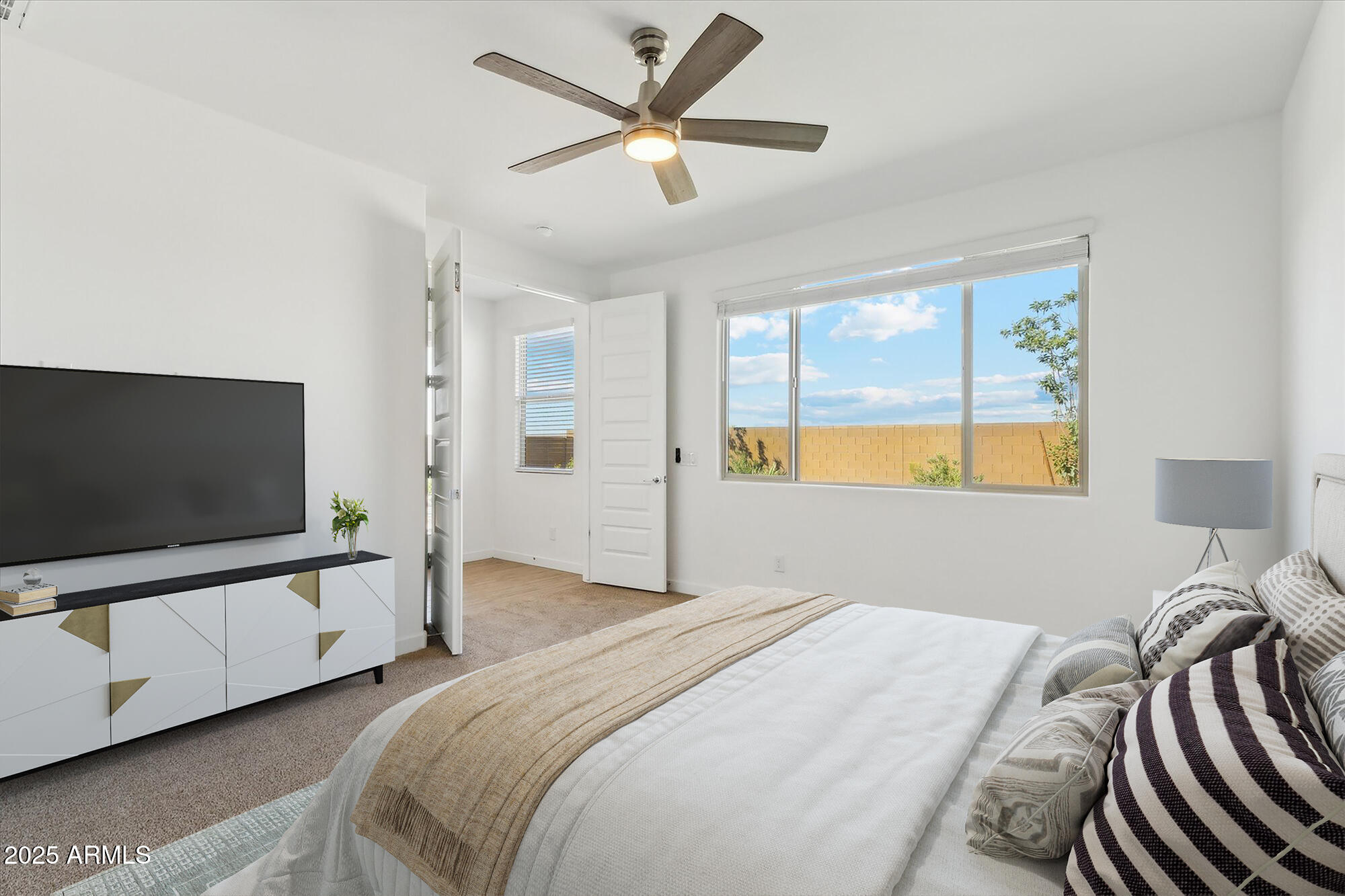 2187 W BURNSIDE Trail