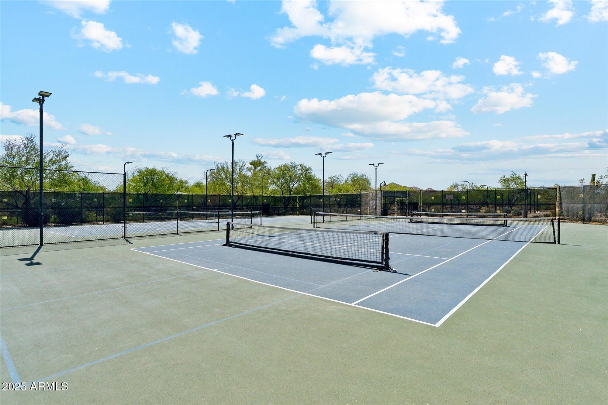 2187 W BURNSIDE Trail