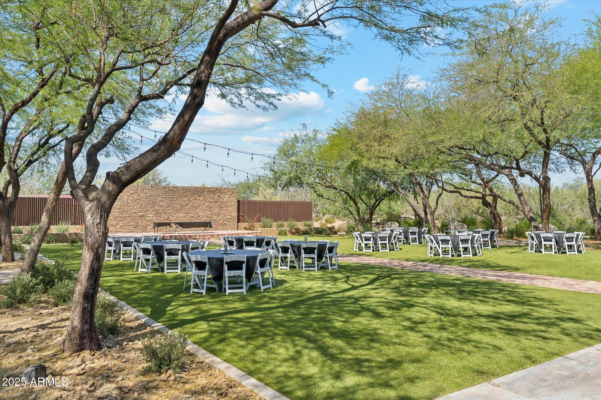 2187 W BURNSIDE Trail