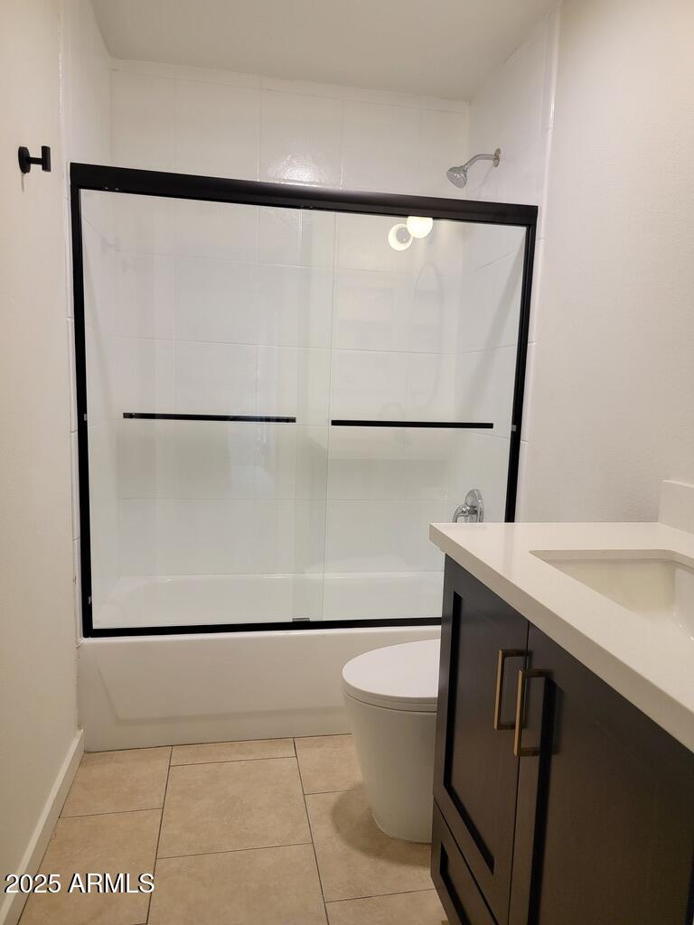 2511 W PERSHING Avenue